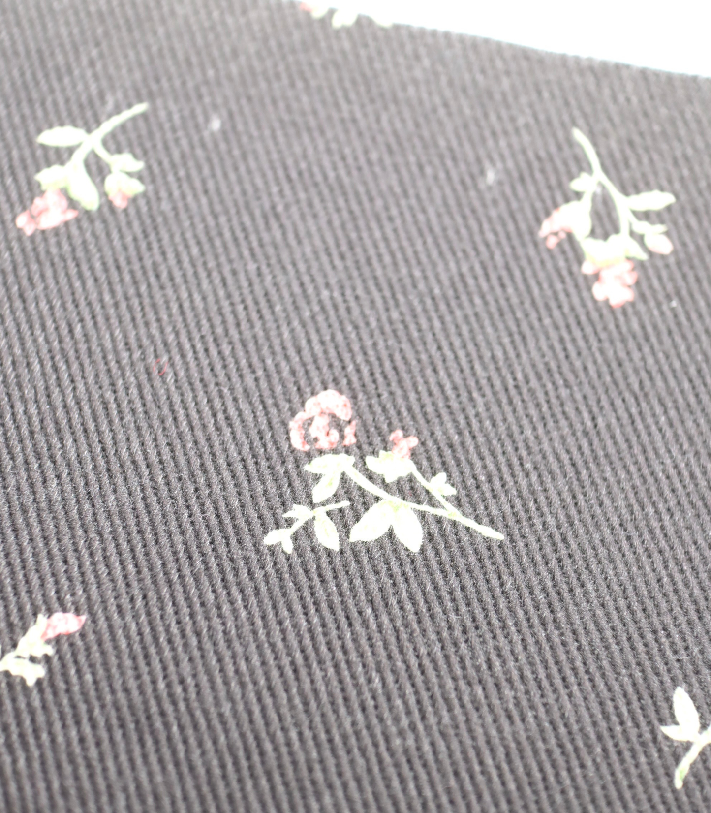 【25SS-222】プチローズプリントツイル /0.5yあたり=~1175円