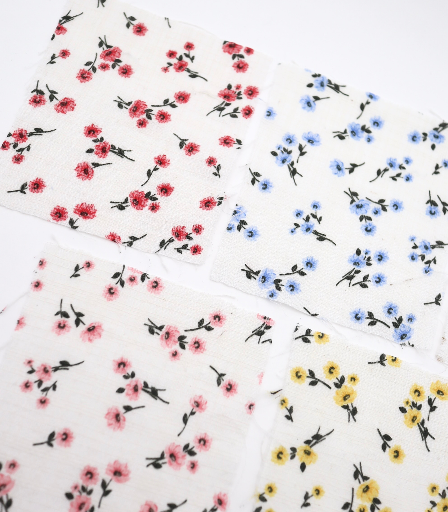 【25SS-438】小花柄プリントブッチャー /0.5yあたり=~630円