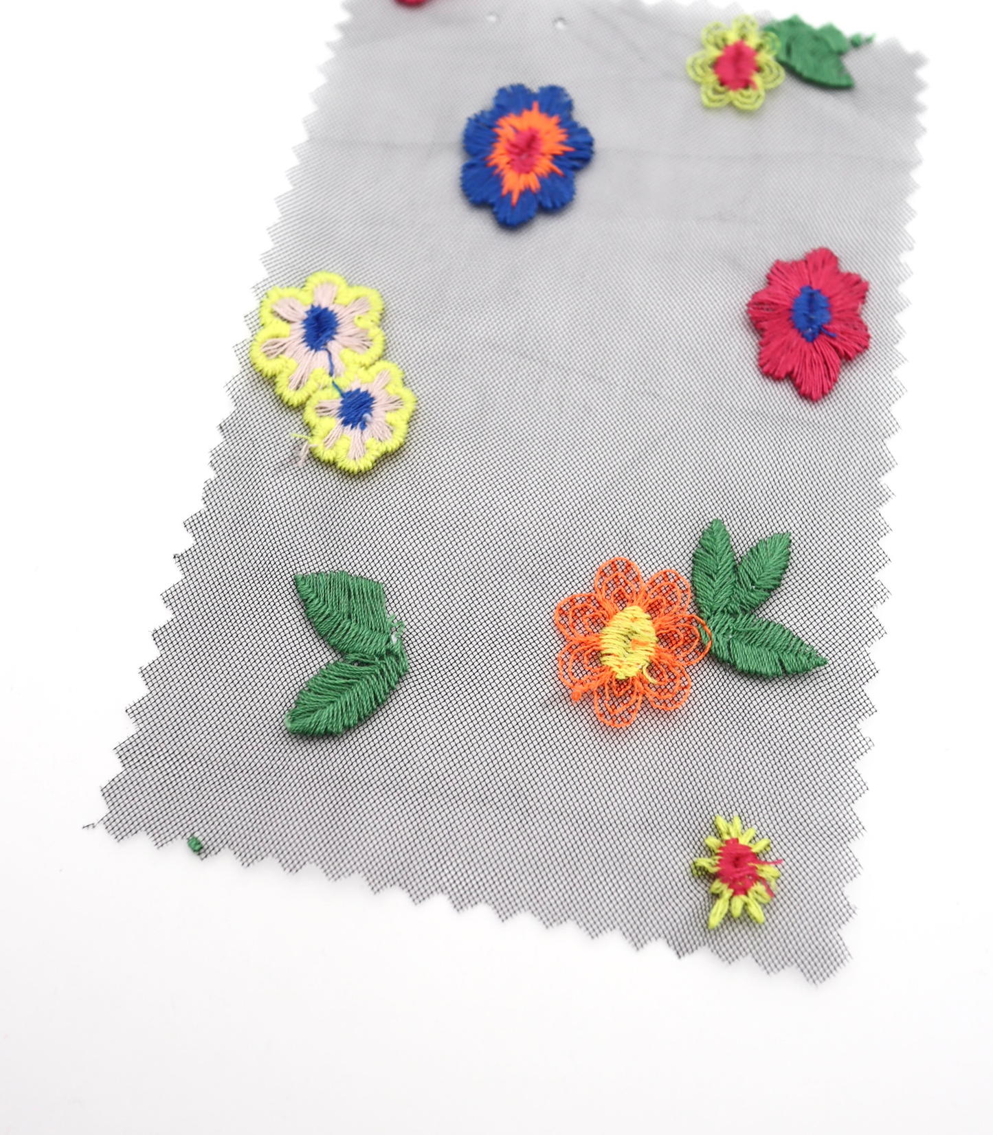 【25SS-455】カラフルフラワー刺繍チュール /0.5yあたり=~1320円