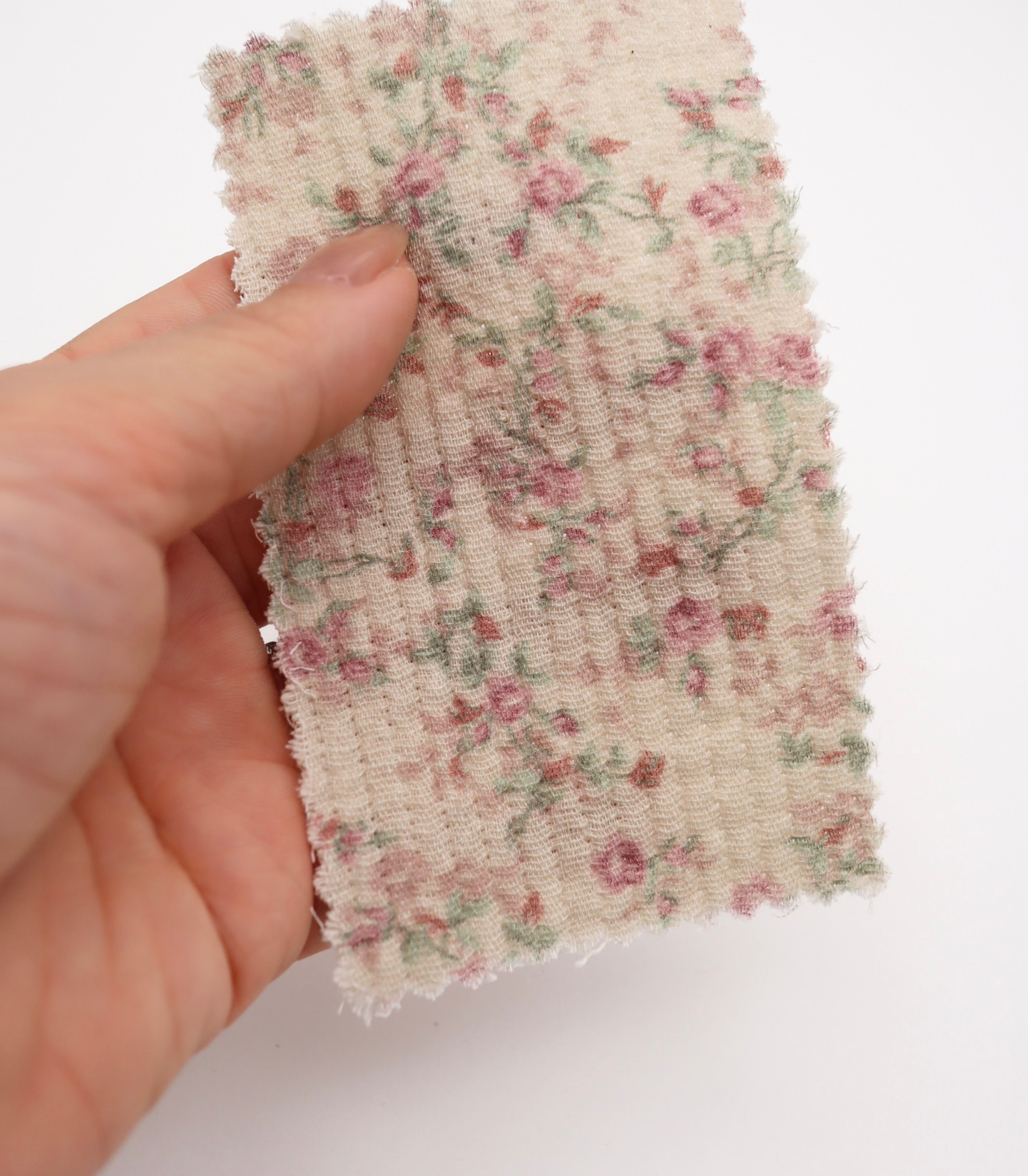 【25SS-264】小花柄プリント細キルティングヌビ /0.5yあたり=~1110円