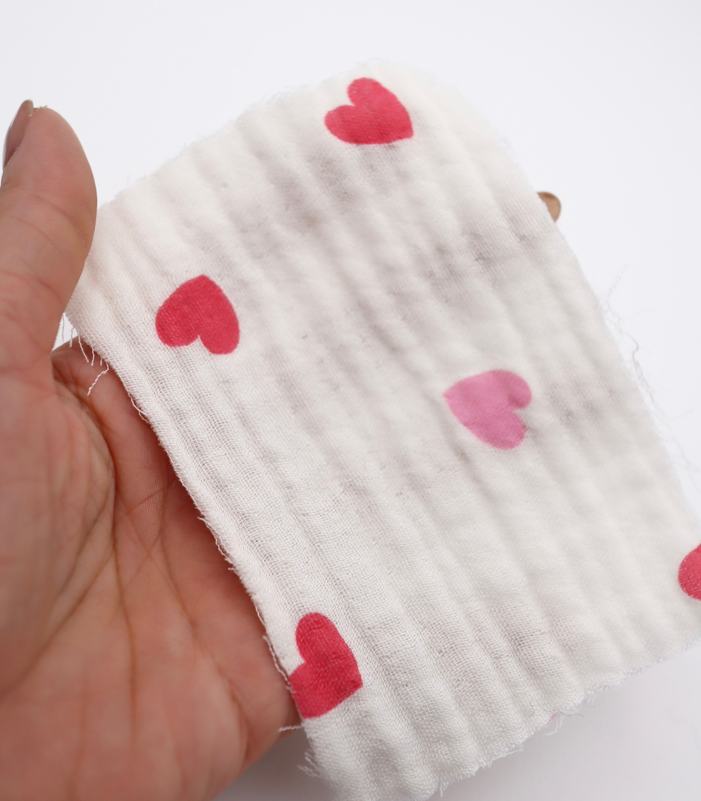 【25SS-293】ハートプリントトリプルガーゼ /0.5yあたり=~980円