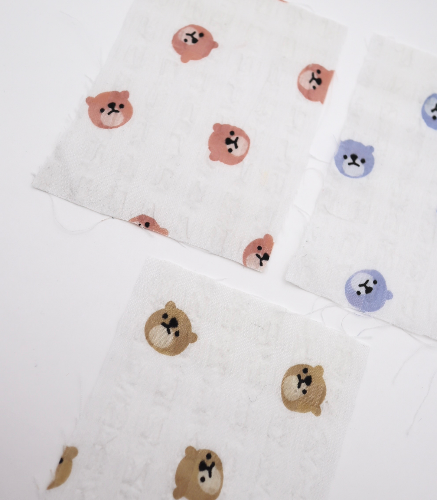 【25SS-433】クマさんプリントチェックサッカー /0.5yあたり=~ 630円