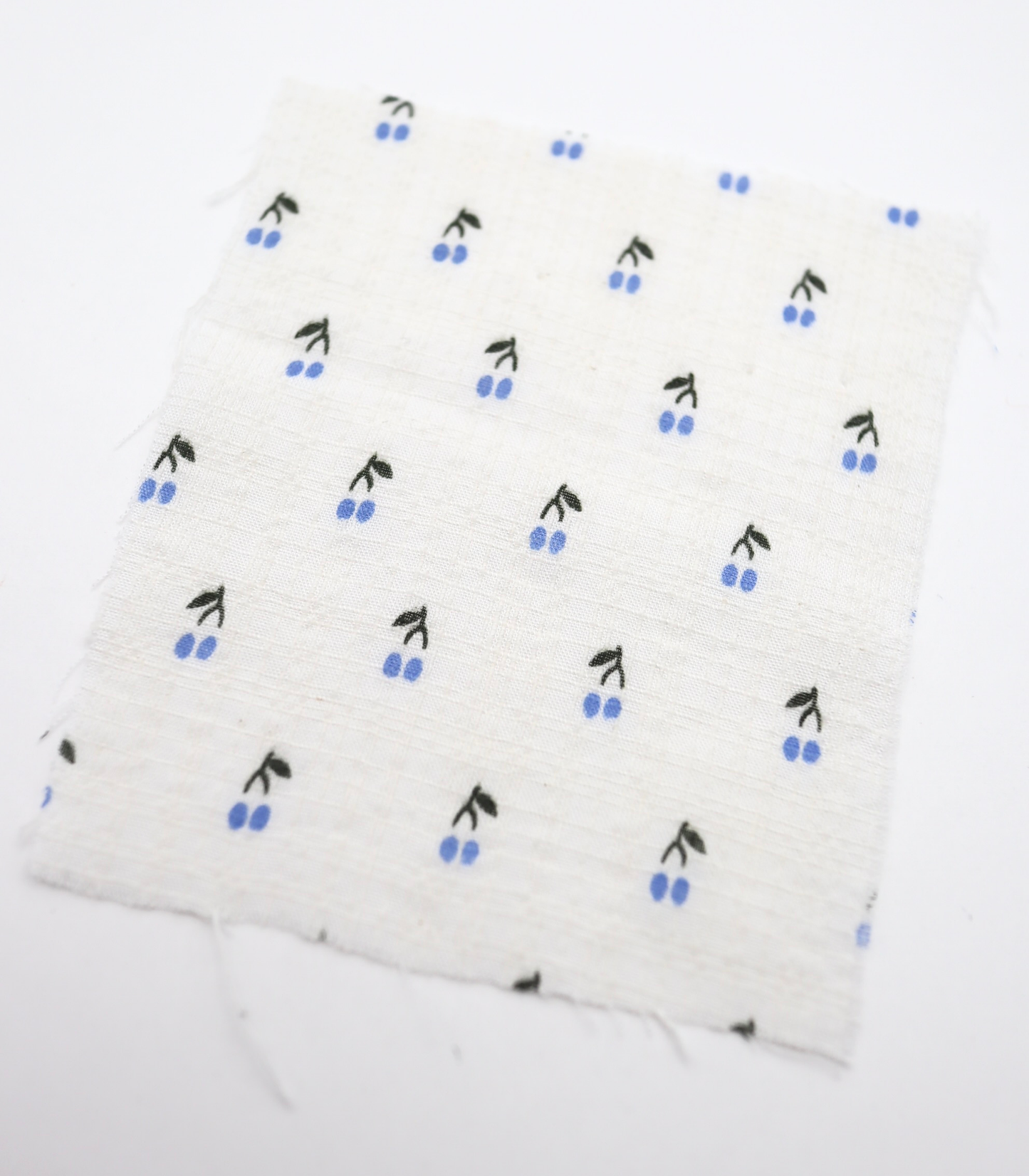 【25SS-068】チェリープリントミニリップストップ /0.5yあたり=~630円