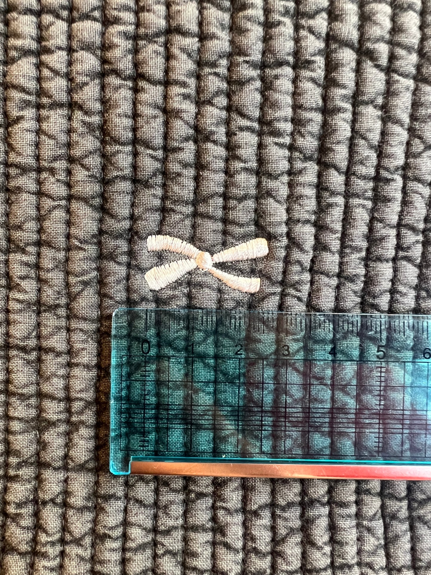 韓国キルティング生地リボン刺繍イブル キルト幅 7㎜
