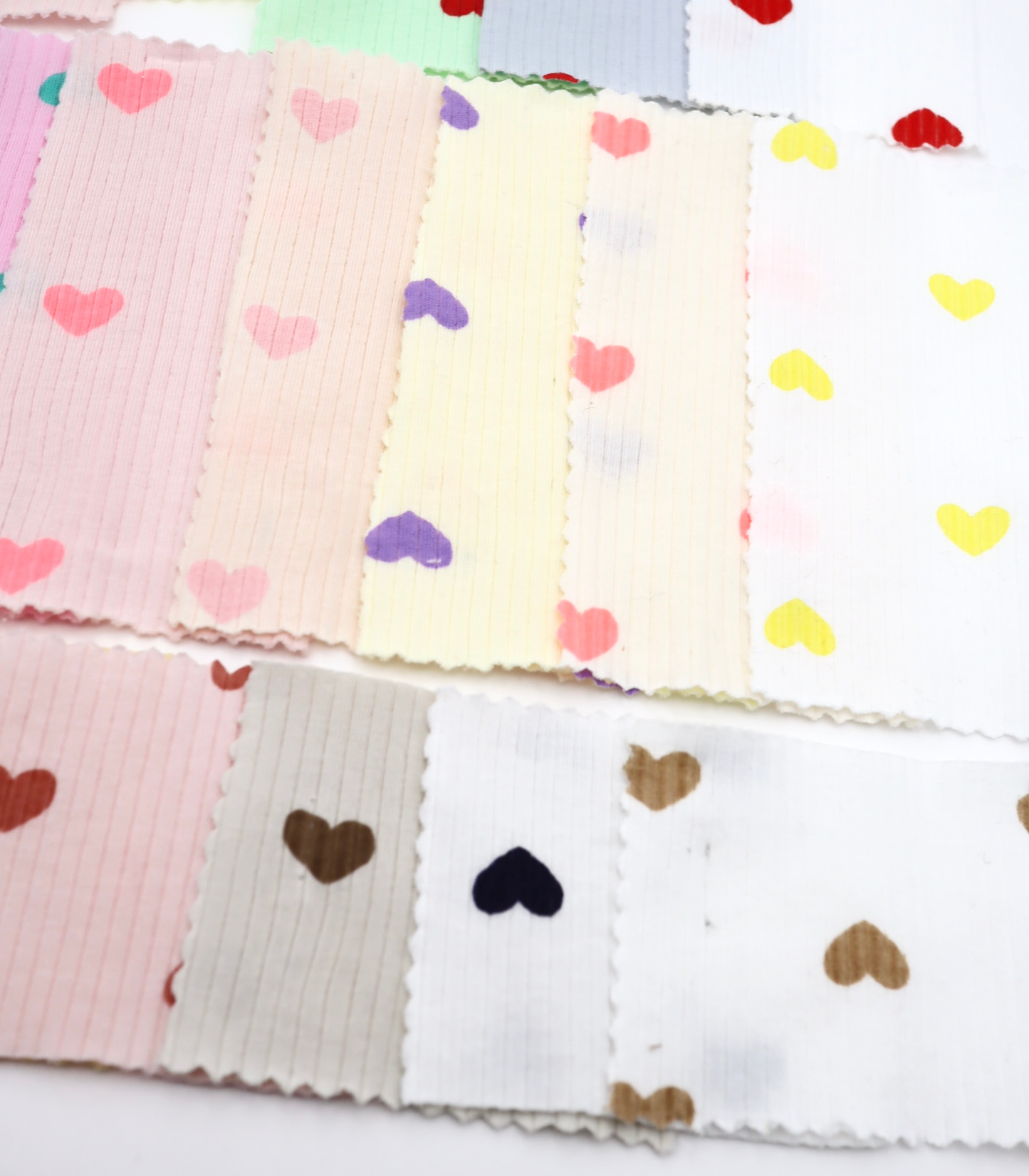 【25SS-029】ハートプリントテレコニット /0.5yあたり=~900円
