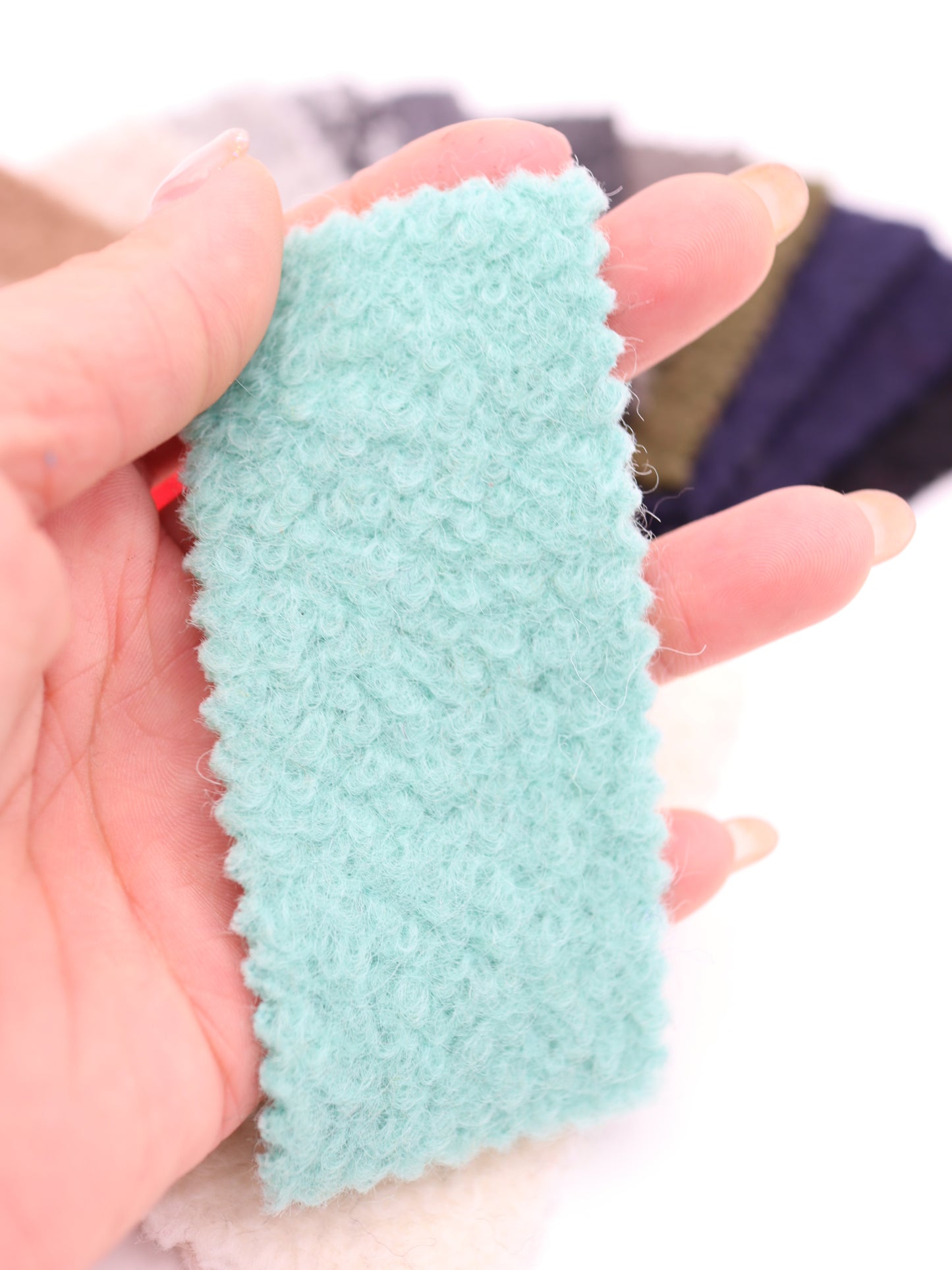 【25AW-010】ウール混くるくる圧縮ブークレニット /0.5yあたり=~1615円