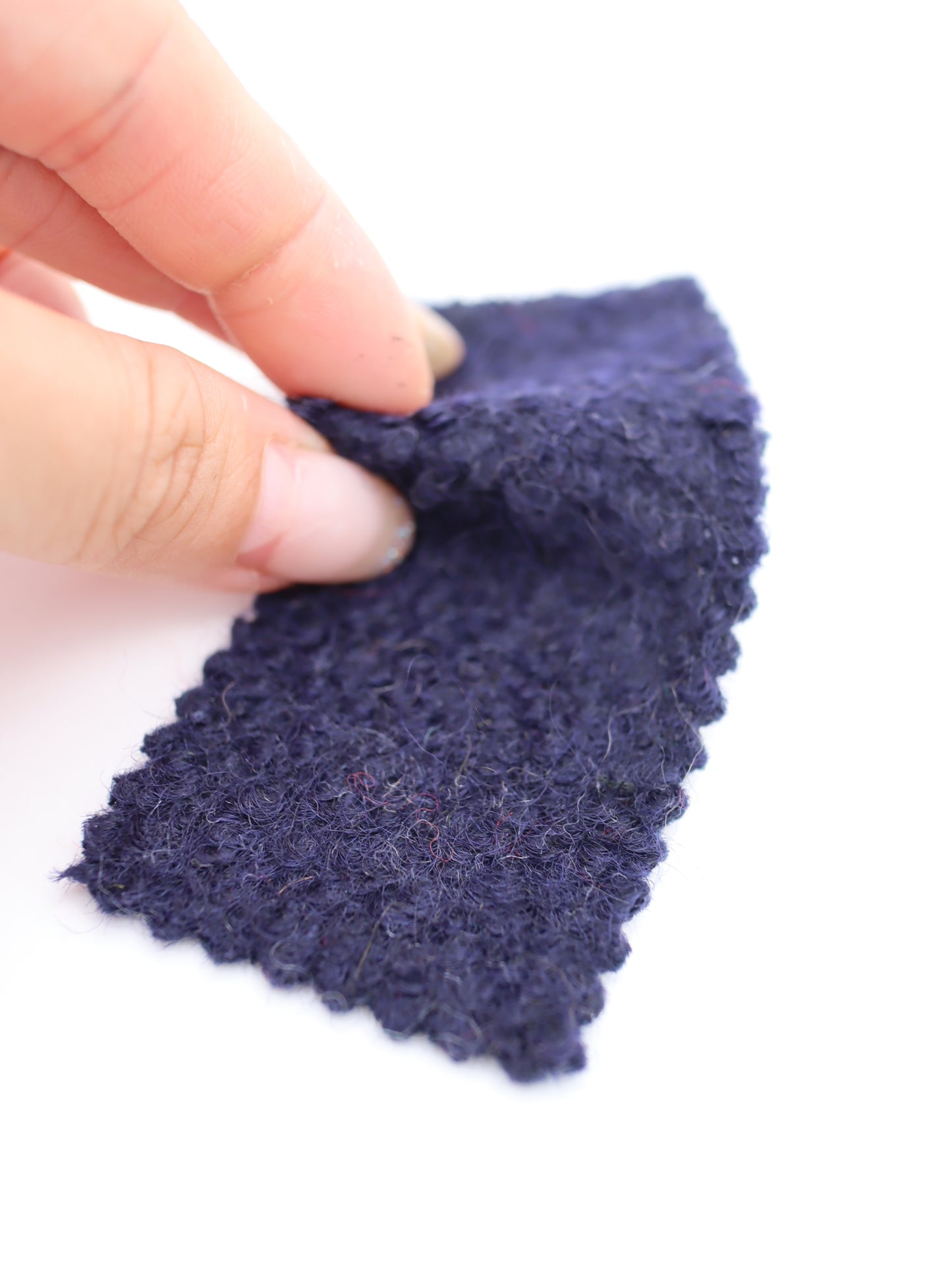 【25AW-010】ウール混くるくる圧縮ブークレニット /0.5yあたり=~1615円