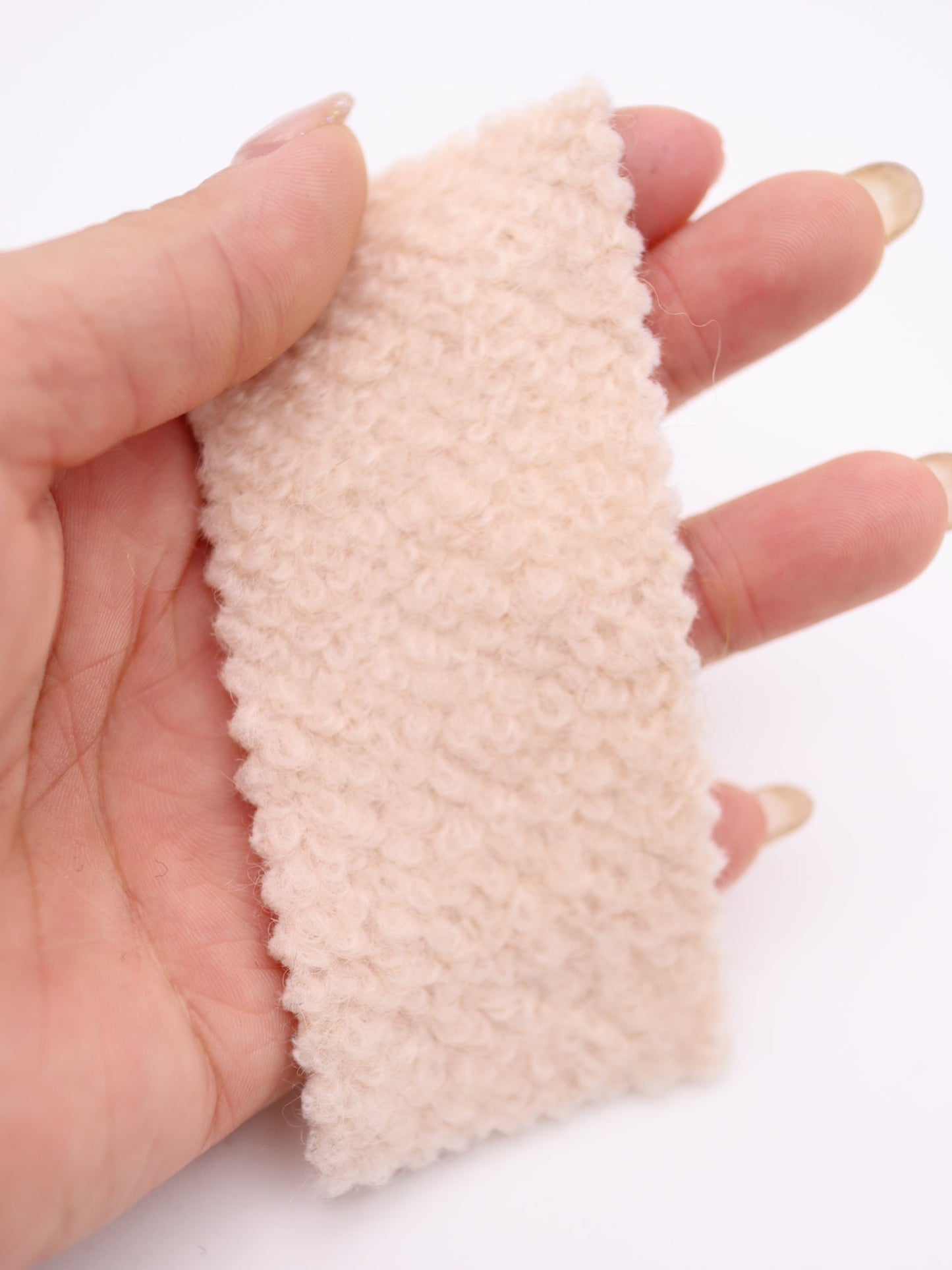 【25AW-010】ウール混くるくる圧縮ブークレニット /0.5yあたり=~1615円