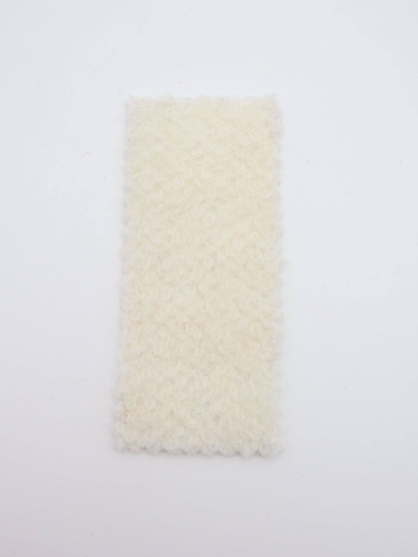 【25AW-010】ウール混くるくる圧縮ブークレニット /0.5yあたり=~1615円