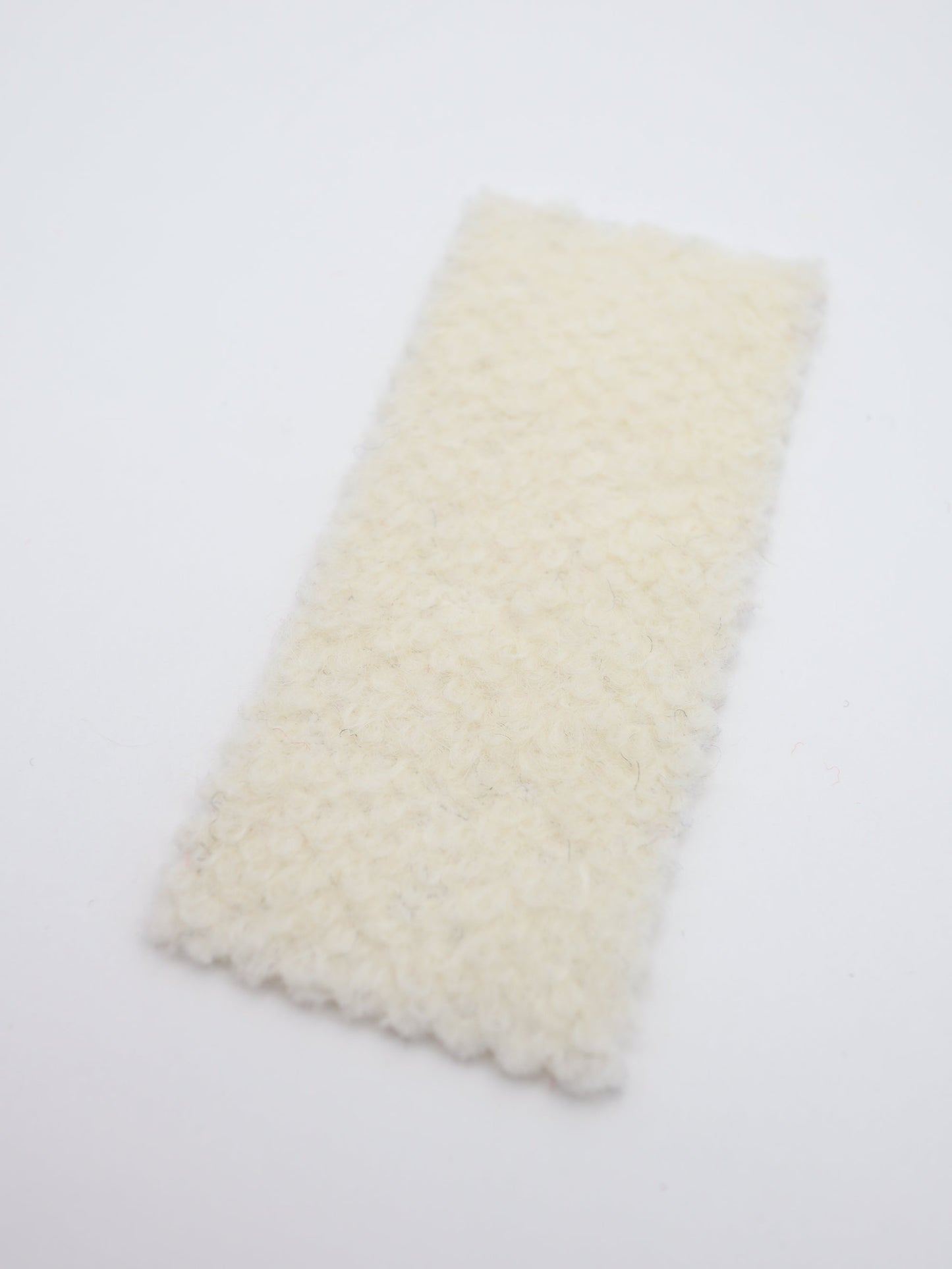 【25AW-010】ウール混くるくる圧縮ブークレニット /0.5yあたり=~1615円