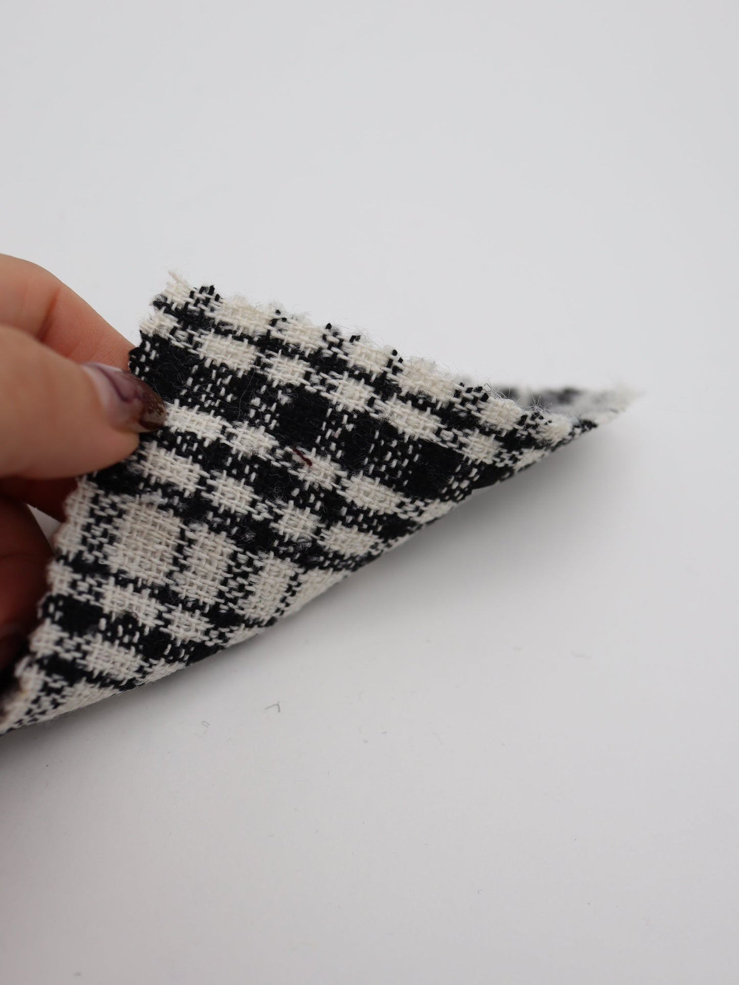 【25AW-102】ウール10%混シャギー先染めチェックツイード /0.5yあたり=~1240円