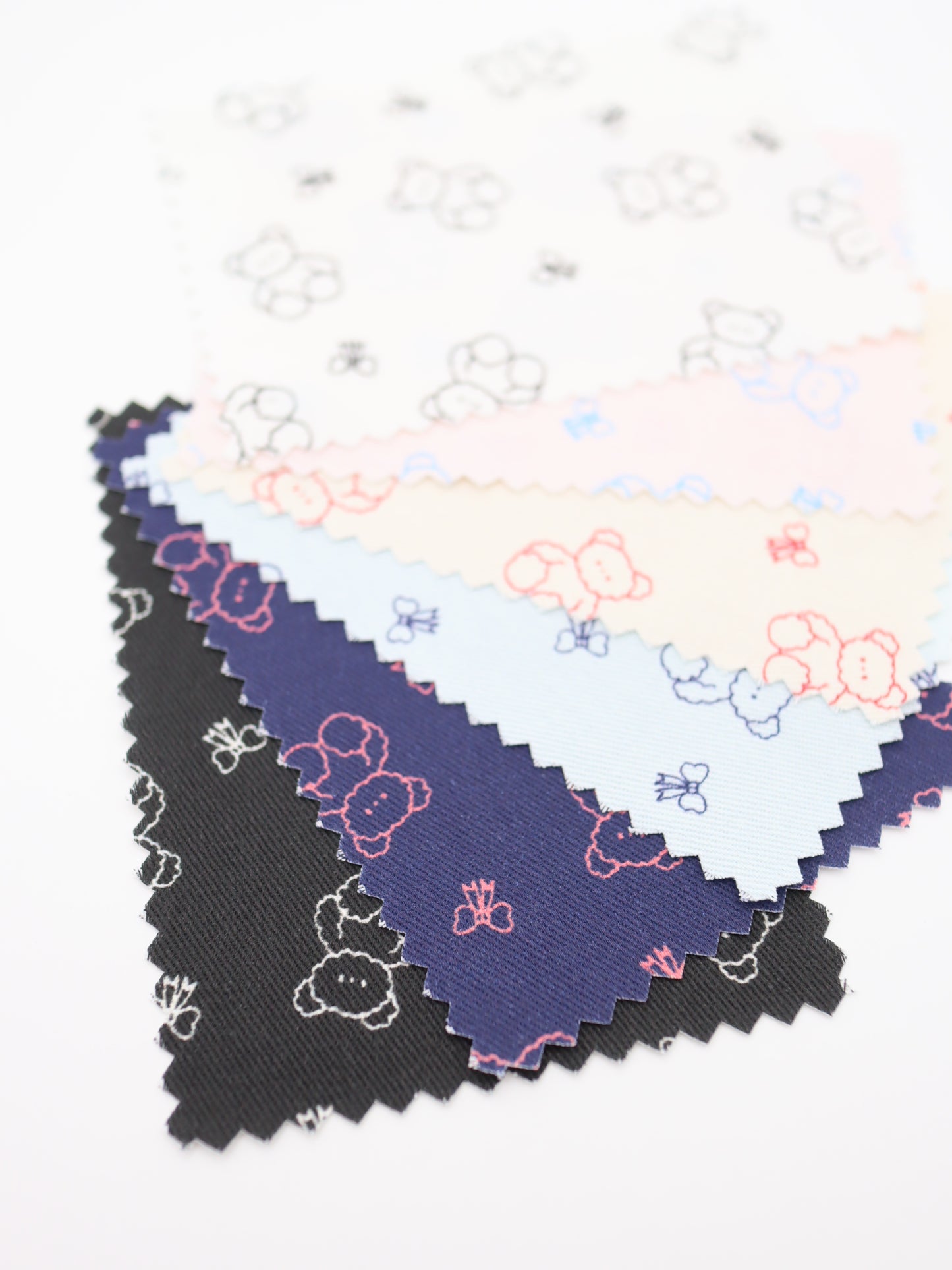 【25AW-022】もこもこくまさん×リボンプリントツイル /0.5yあたり=~960円