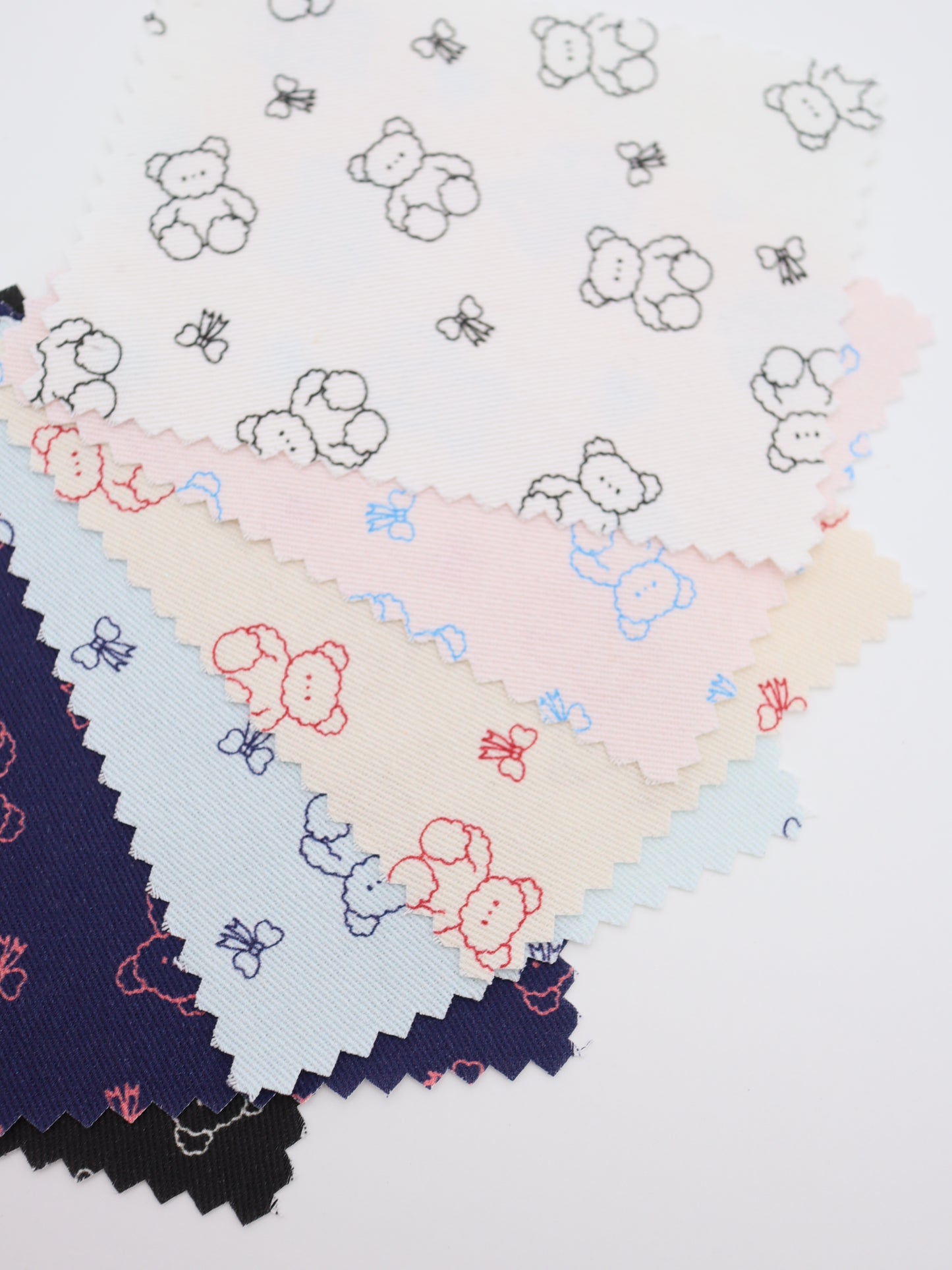 【25AW-022】もこもこくまさん×リボンプリントツイル /0.5yあたり=~960円