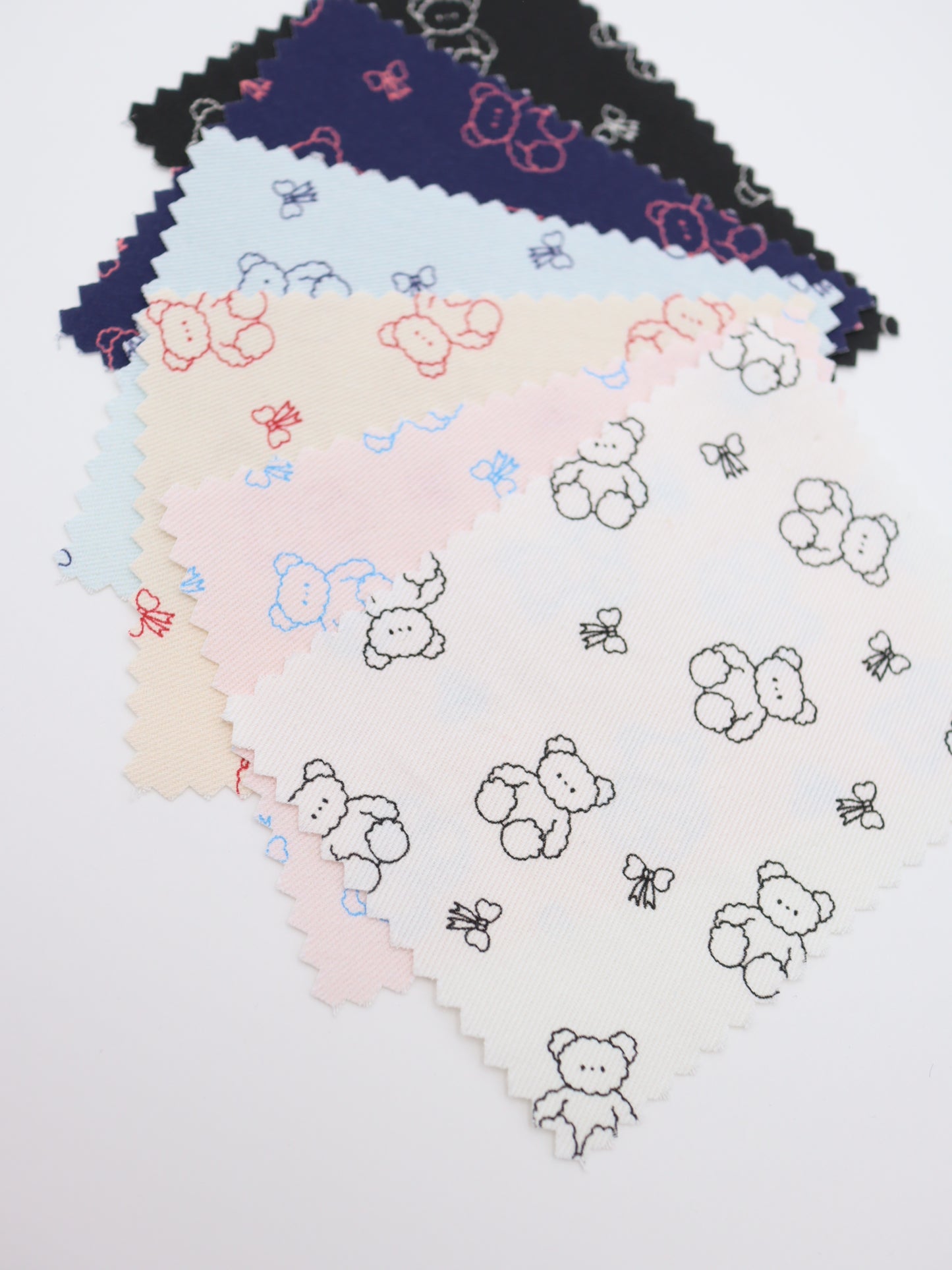 【25AW-022】もこもこくまさん×リボンプリントツイル /0.5yあたり=~960円