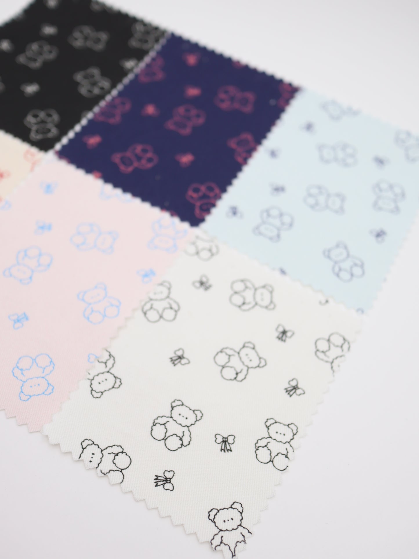 【25AW-022】もこもこくまさん×リボンプリントツイル /0.5yあたり=~960円