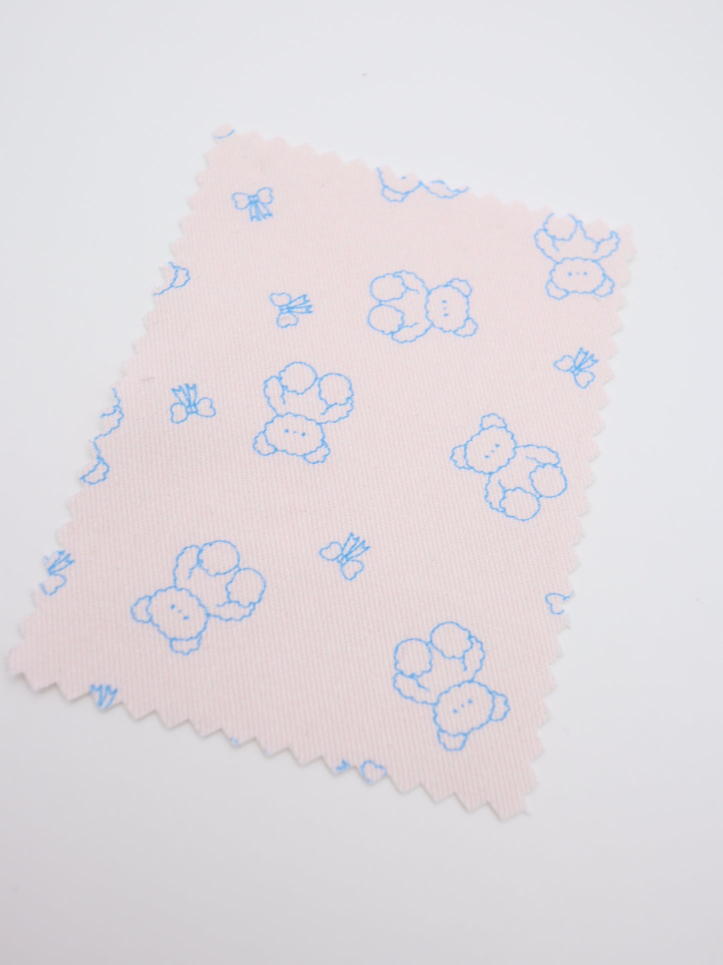 【25AW-022】もこもこくまさん×リボンプリントツイル /0.5yあたり=~960円