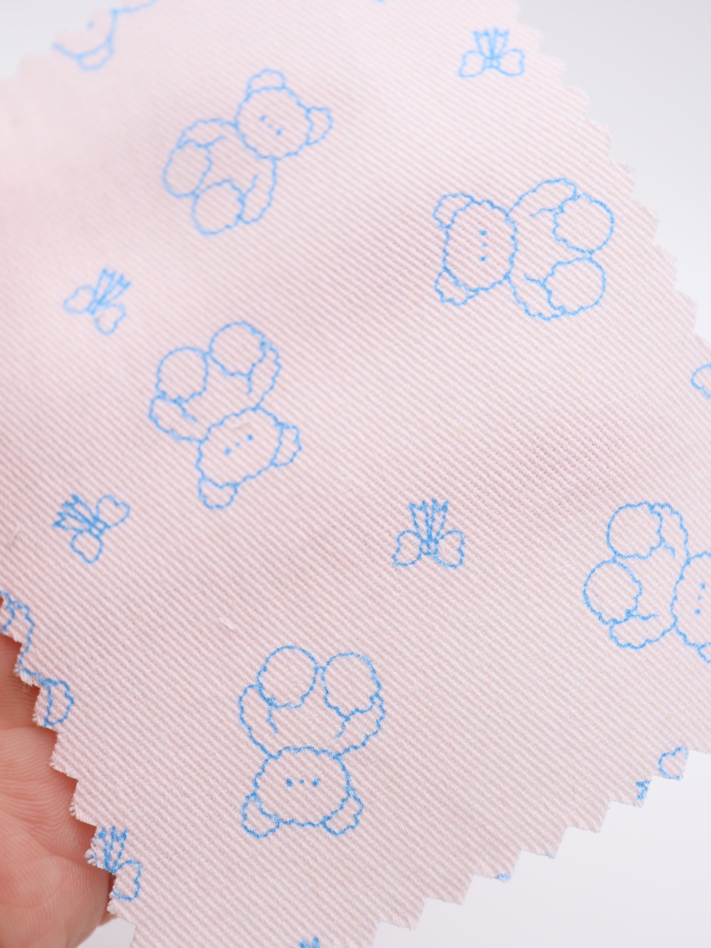 【25AW-022】もこもこくまさん×リボンプリントツイル /0.5yあたり=~960円