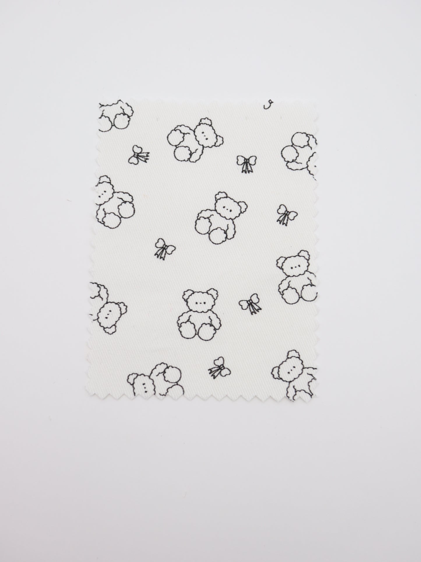 【25AW-022】もこもこくまさん×リボンプリントツイル /0.5yあたり=~960円