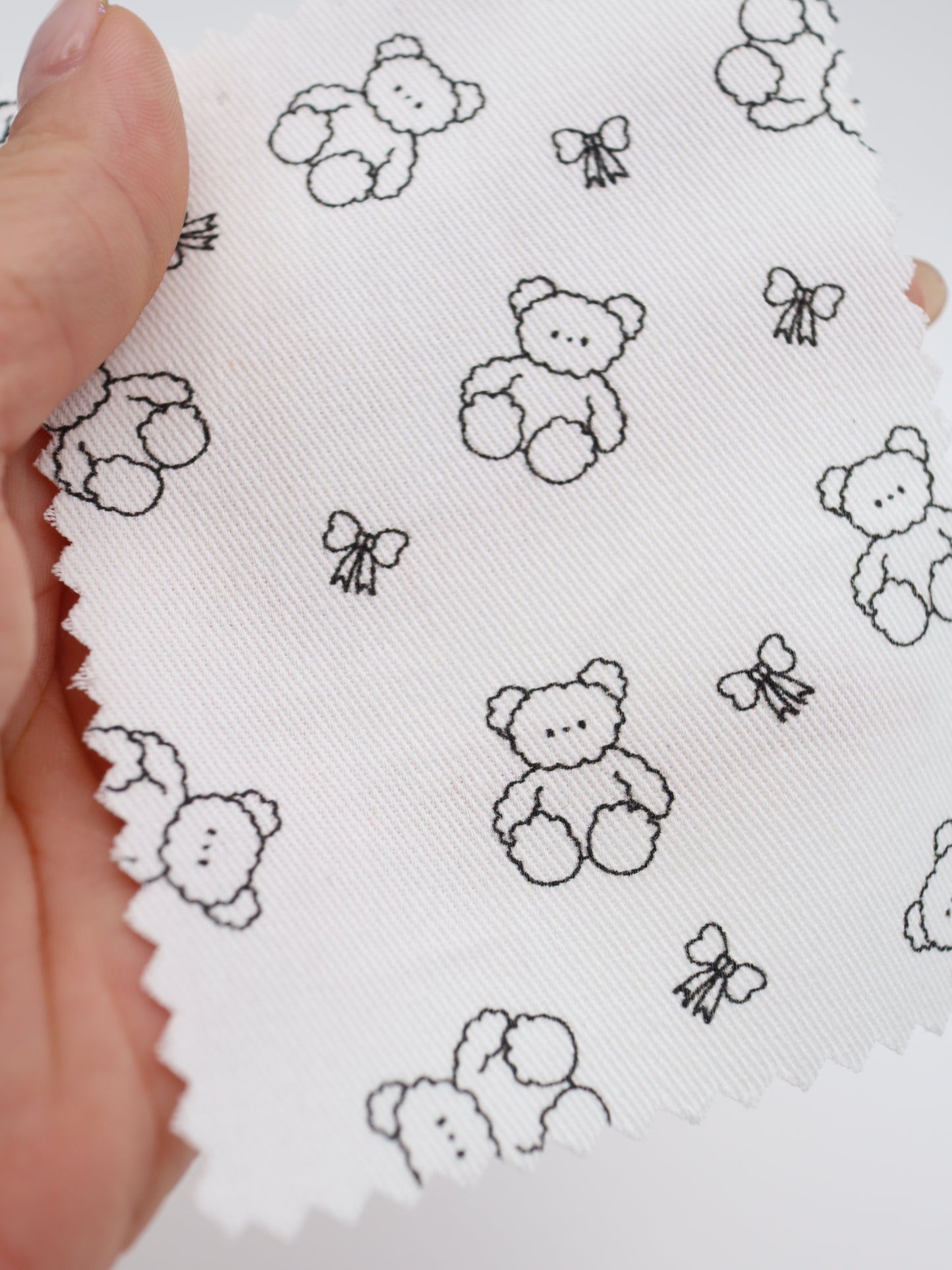 【25AW-022】もこもこくまさん×リボンプリントツイル /0.5yあたり=~960円