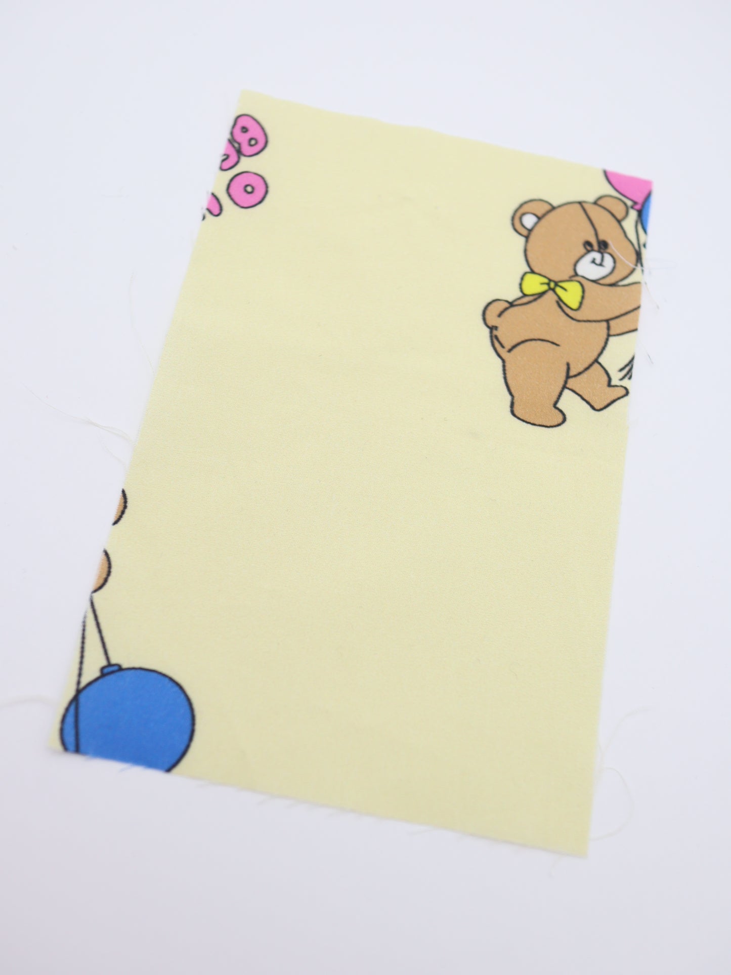 【25AW-023】バルーンクマさんプリント綿ローン /0.5yあたり=~815円