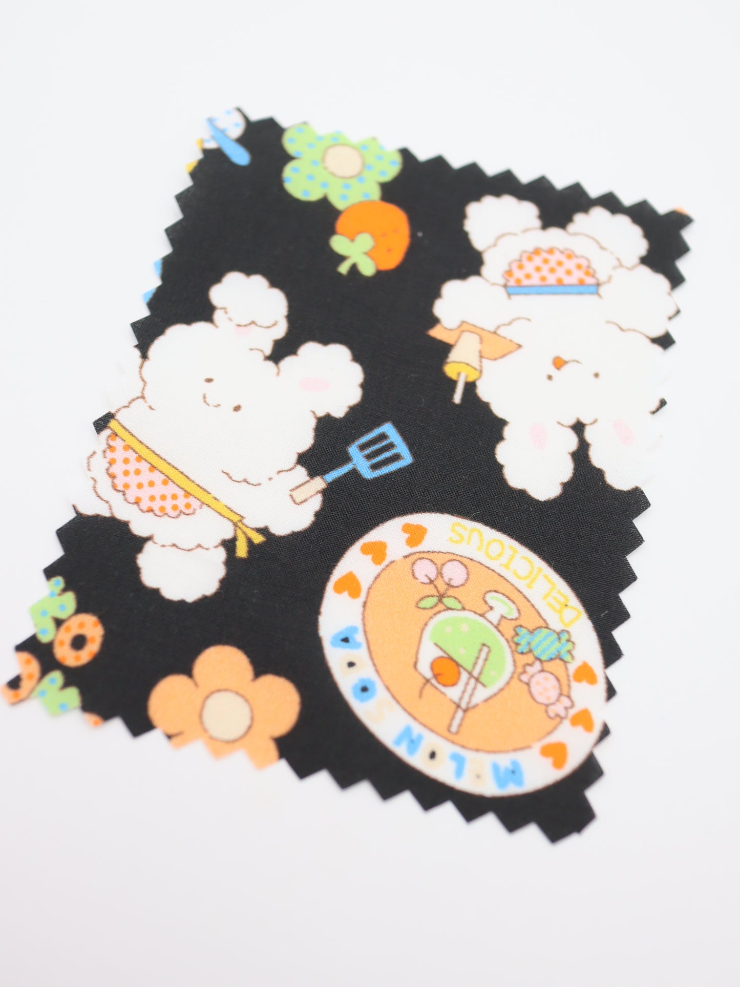 【25AW-024】カフェバイトもこもこうさちゃんプリント綿ローン /0.5yあたり=~775円