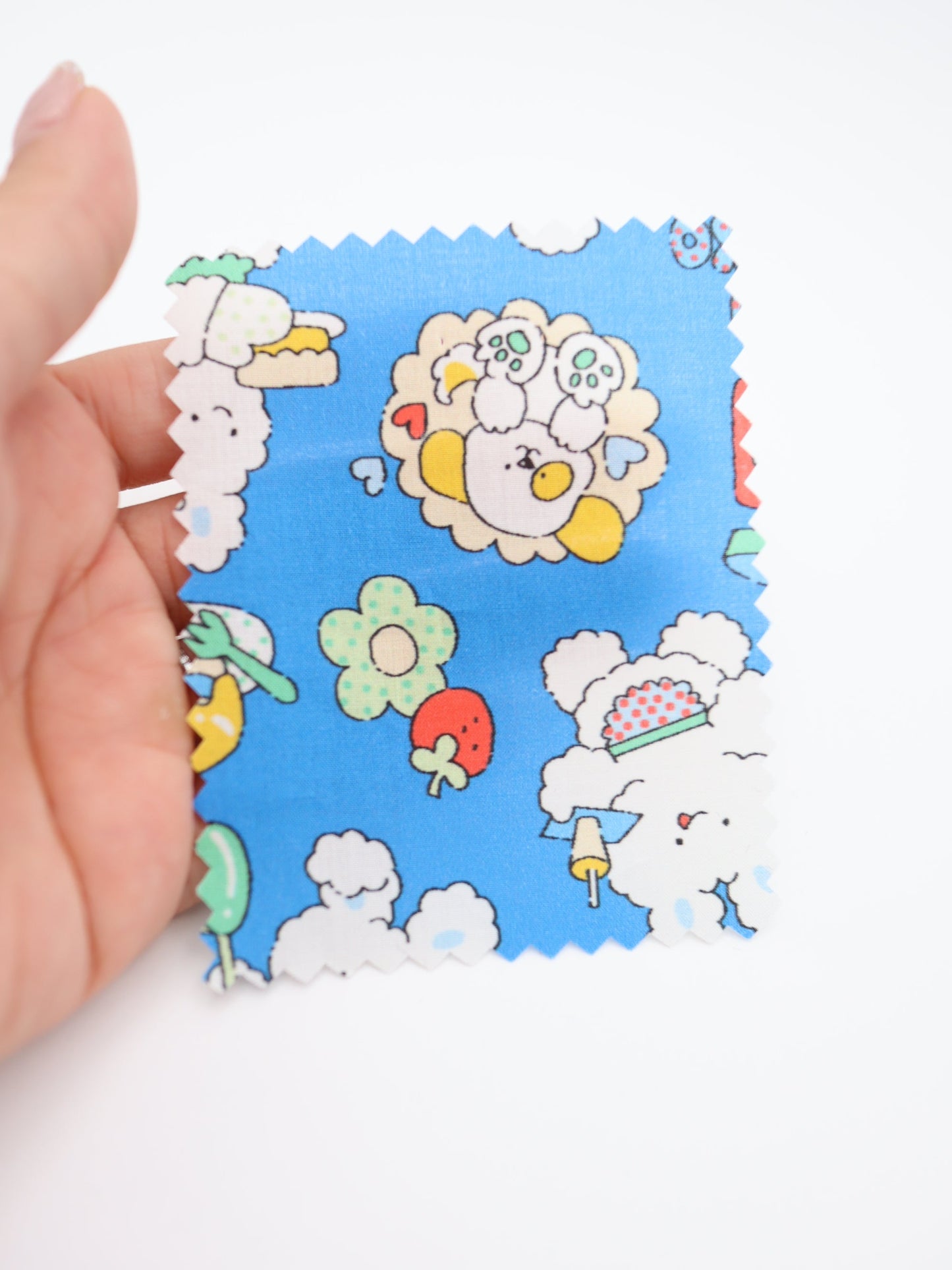 【25AW-024】カフェバイトもこもこうさちゃんプリント綿ローン /0.5yあたり=~775円