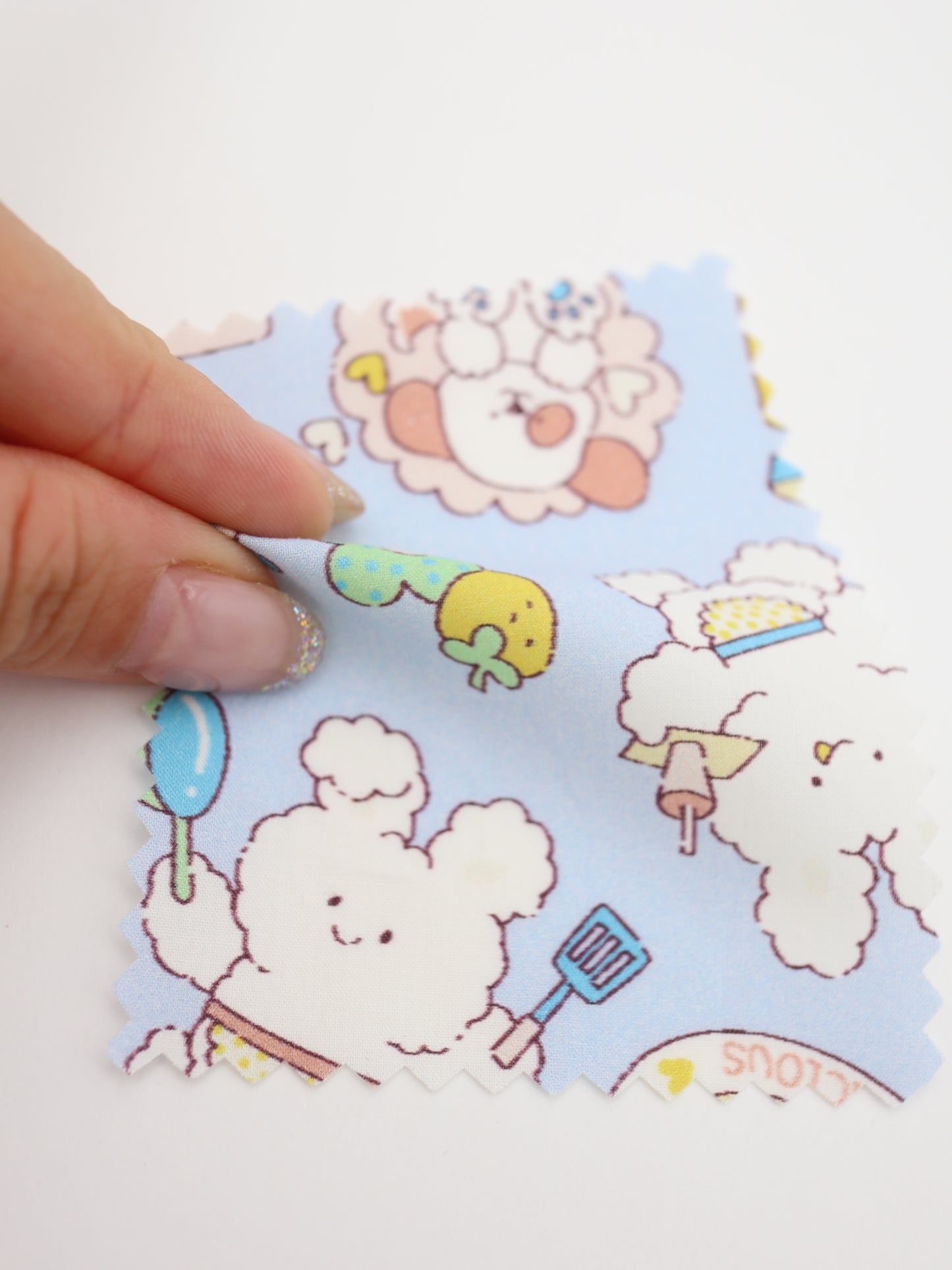 【25AW-024】カフェバイトもこもこうさちゃんプリント綿ローン /0.5yあたり=~775円