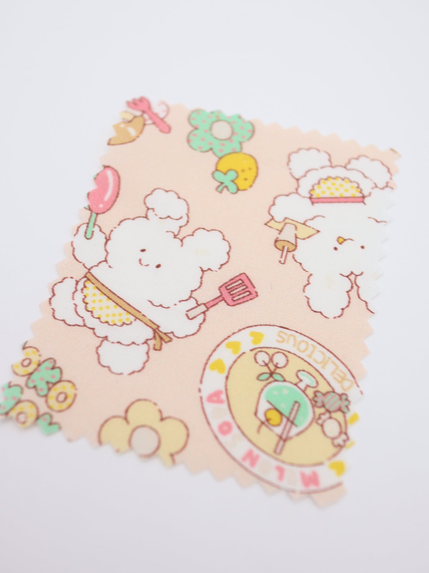 【25AW-024】カフェバイトもこもこうさちゃんプリント綿ローン /0.5yあたり=~775円