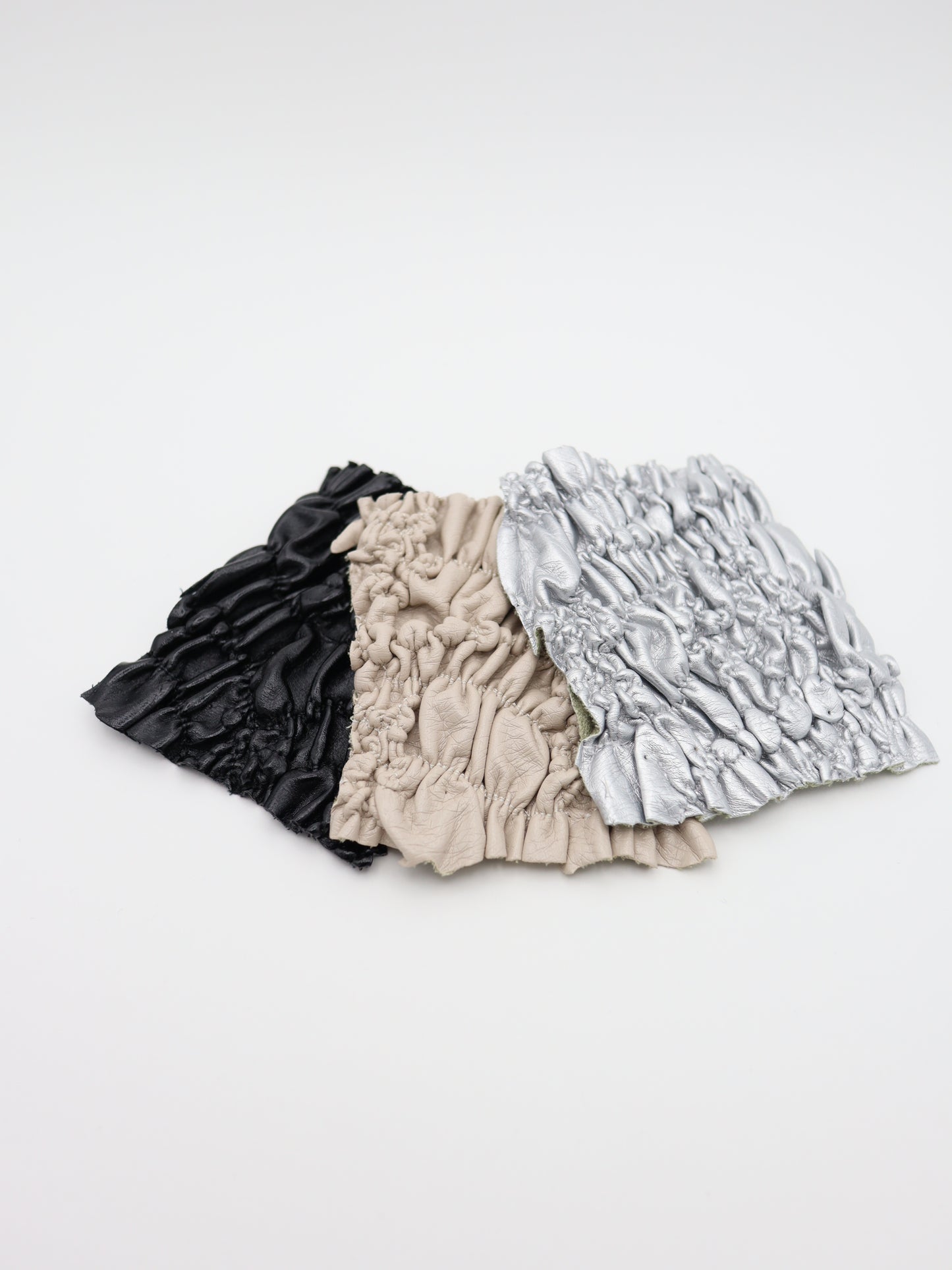 【25AW-001】くしゅくしゅシャーリングエナメル /0.5yあたり=~2585円