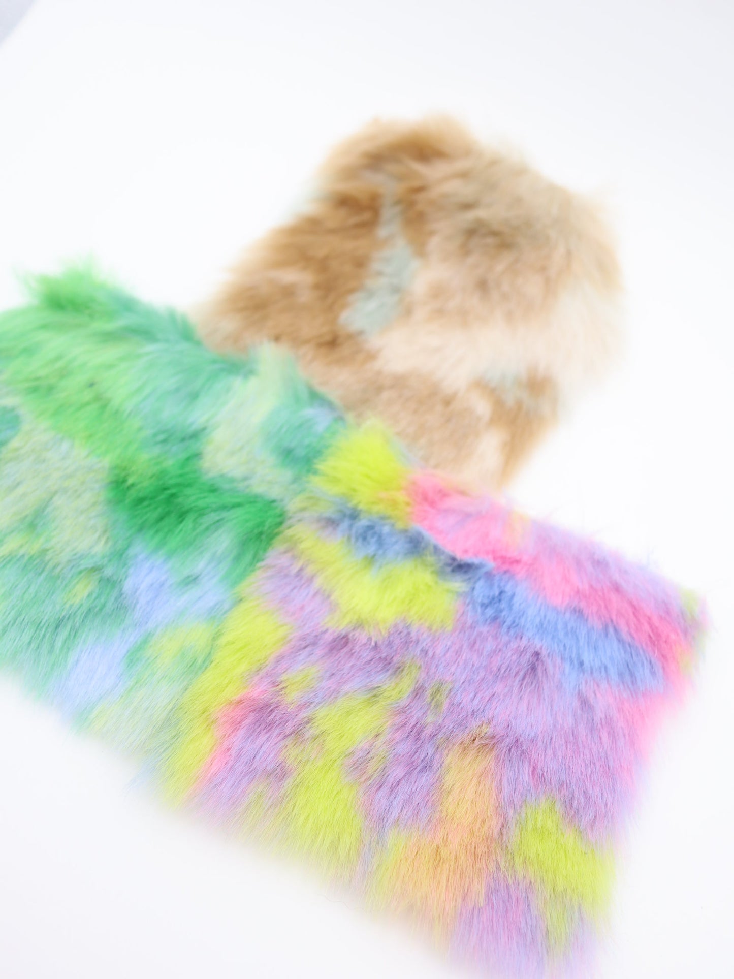 【25AW-002】モンスターズライクカラフルフェイクファー /0.5yあたり=~2970円