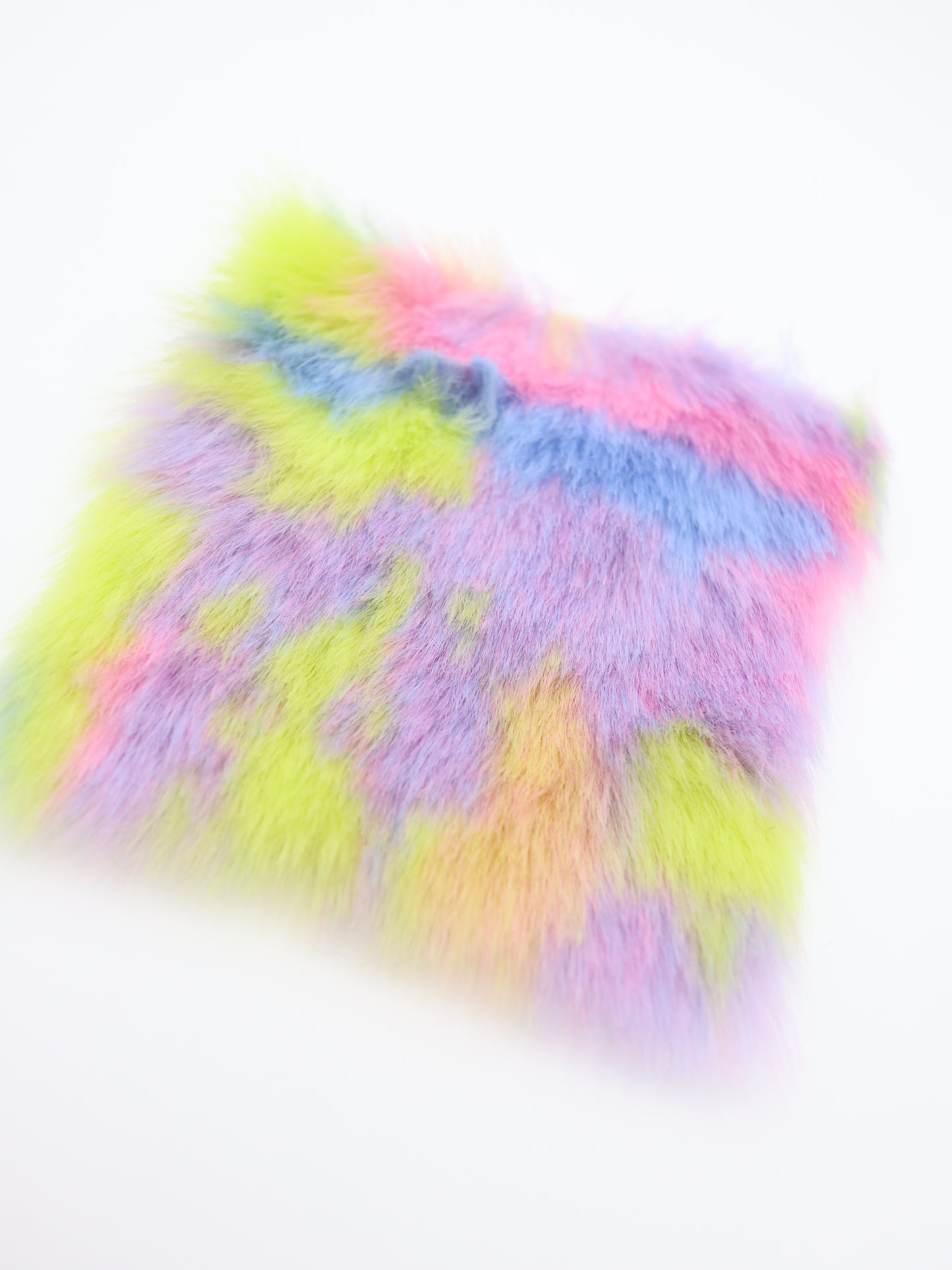 【25AW-002】モンスターズライクカラフルフェイクファー /0.5yあたり=~2970円