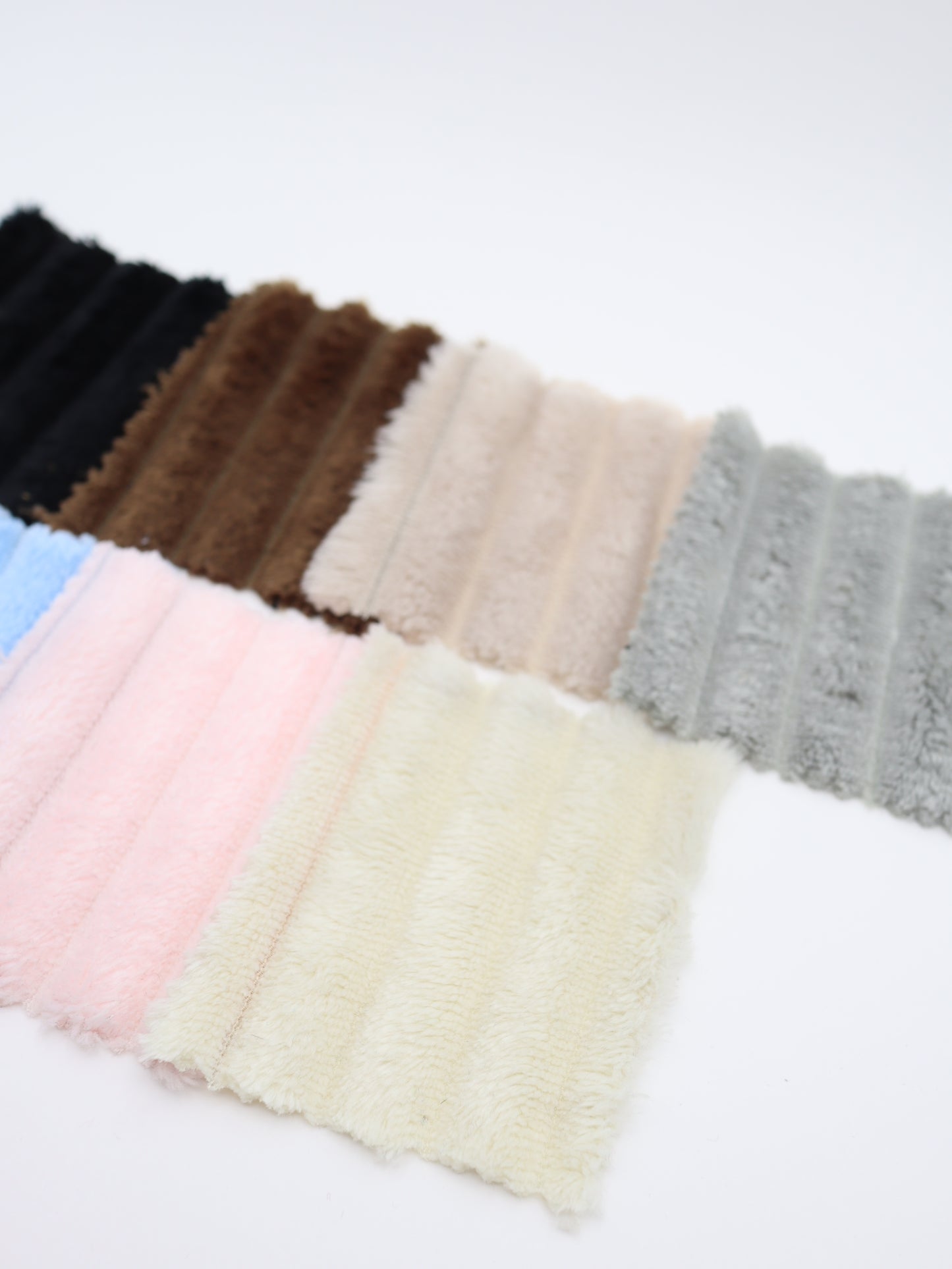 【25AW-004】中ピッチストライプジャガードボア /0.5yあたり=~1045円