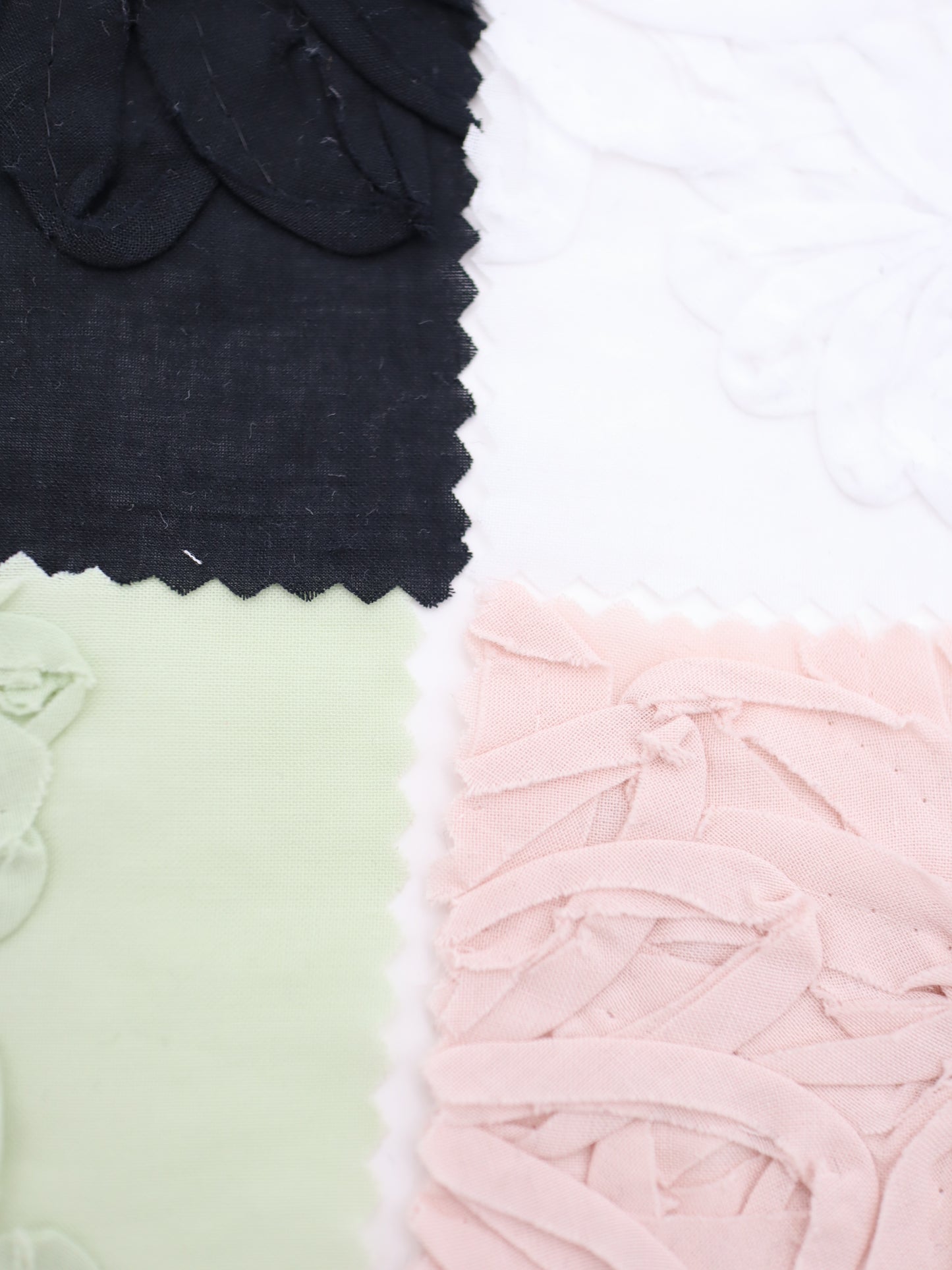 【25AW-017】立体フラワー刺繍綿ローン /0.5yあたり=~1365円