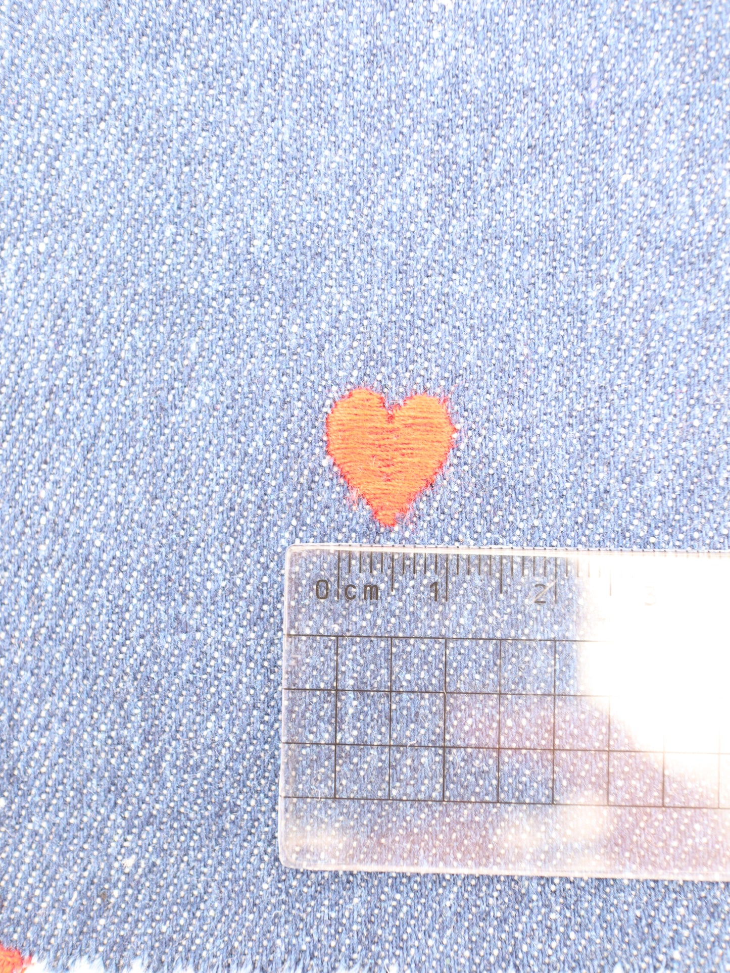 【25AW-007】ハート刺繍デニム /0.5yあたり=~925円