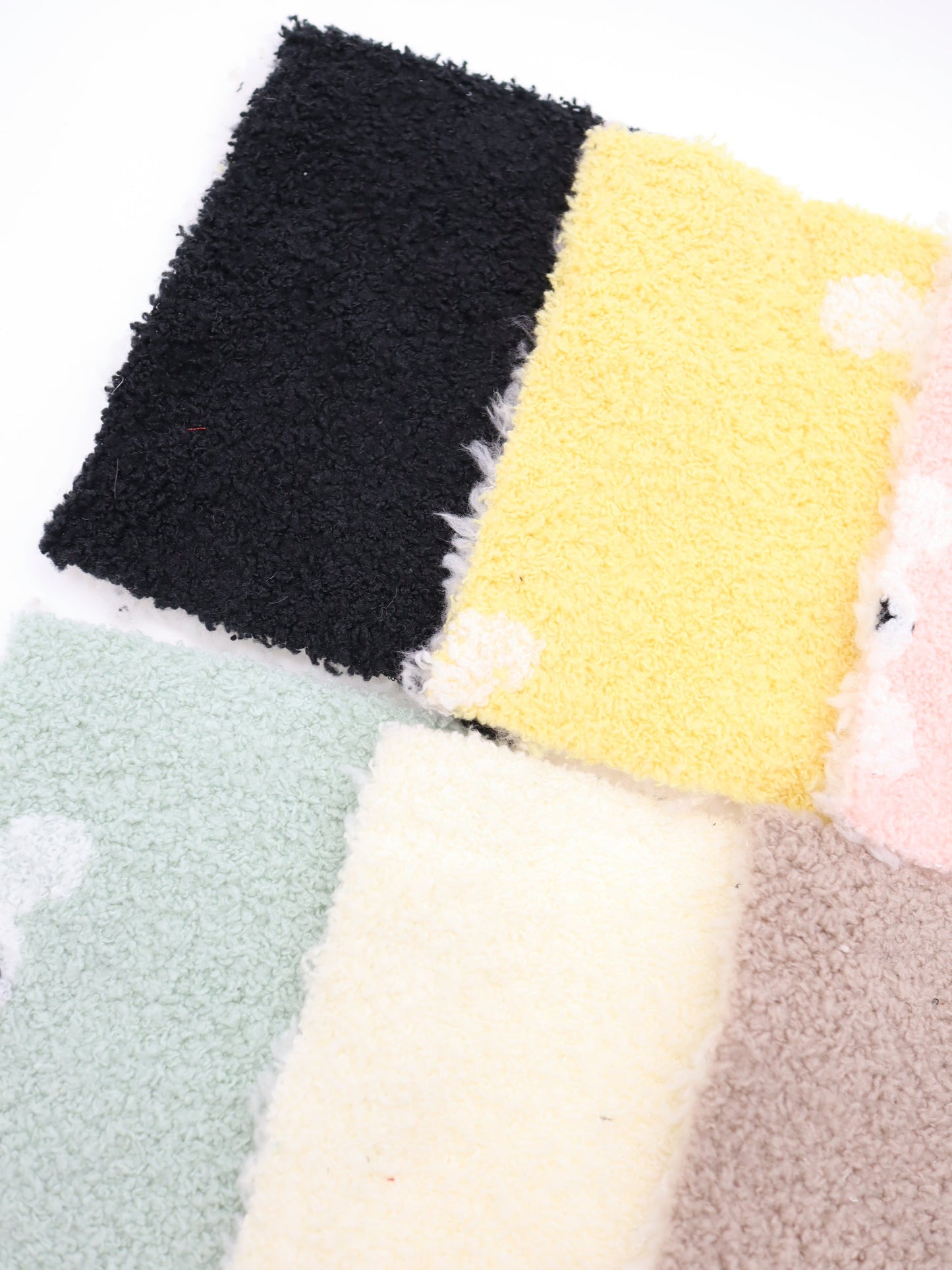 【25AW-029】リバーシブルシロクマ両面ボアニット /0.5yあたり=~1395円