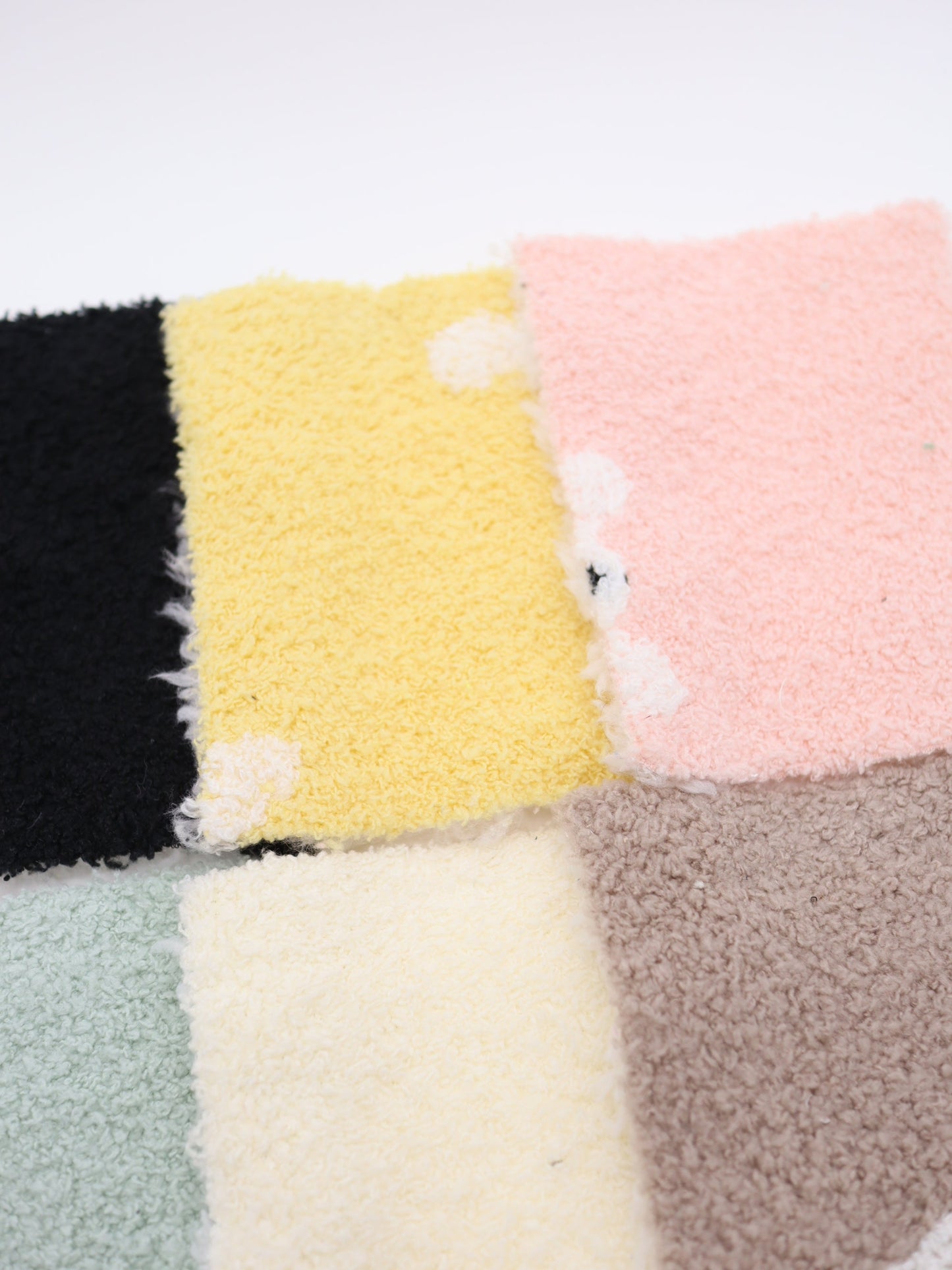 【25AW-029】リバーシブルシロクマ両面ボアニット /0.5yあたり=~1395円