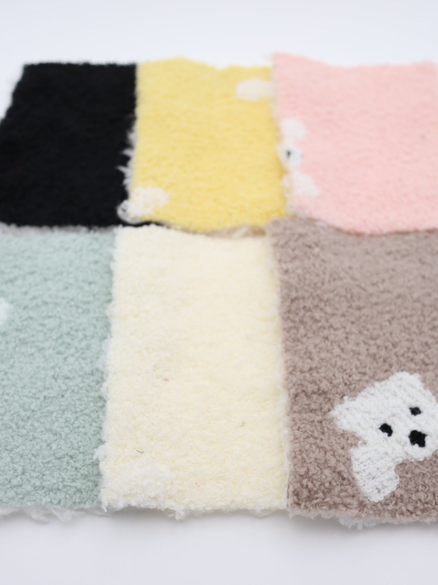 【25AW-029】リバーシブルシロクマ両面ボアニット /0.5yあたり=~1395円