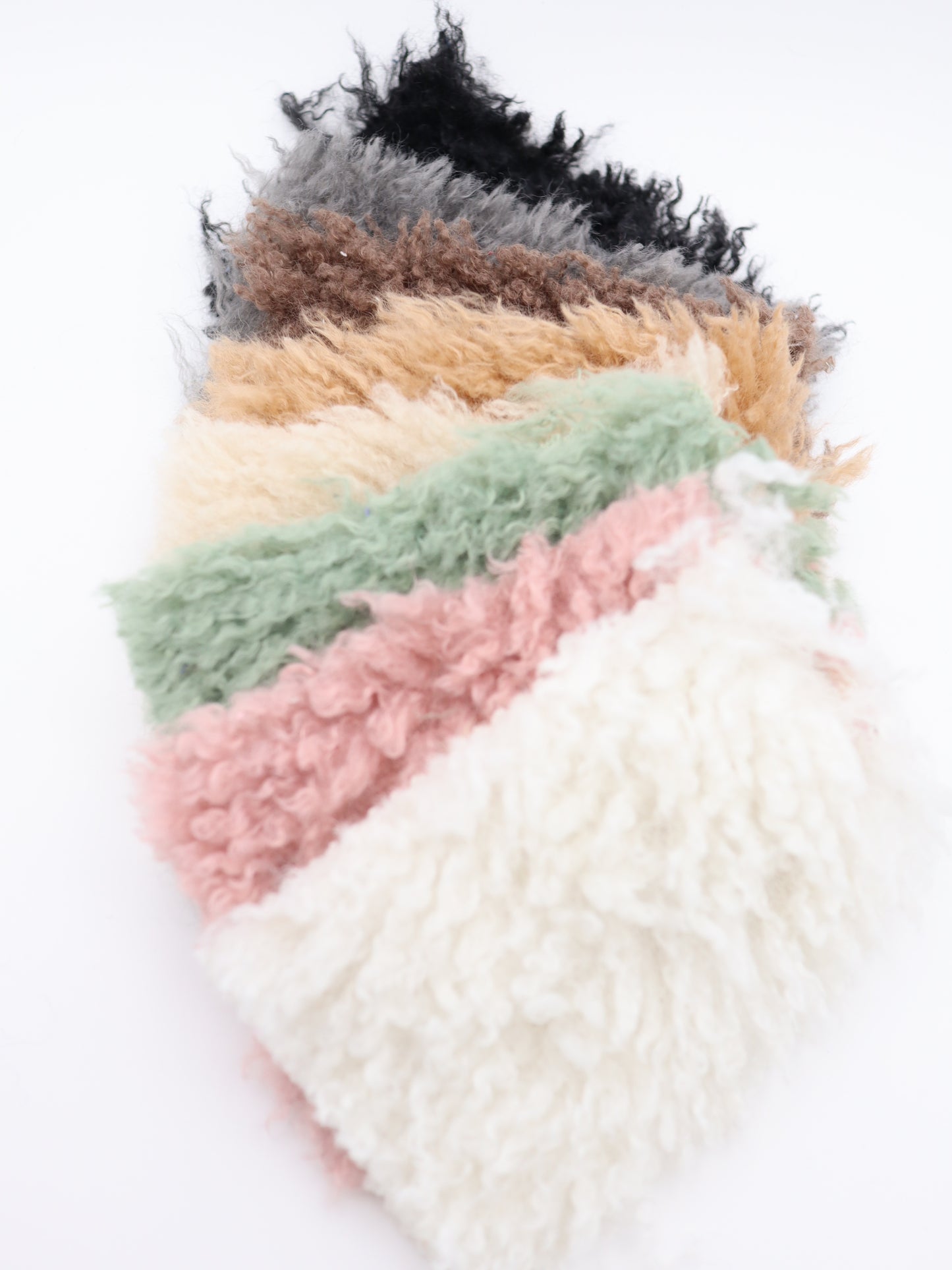 【25AW-027】ふわっふわチベットラム風シャギーニット /0.5yあたり=~1180円
