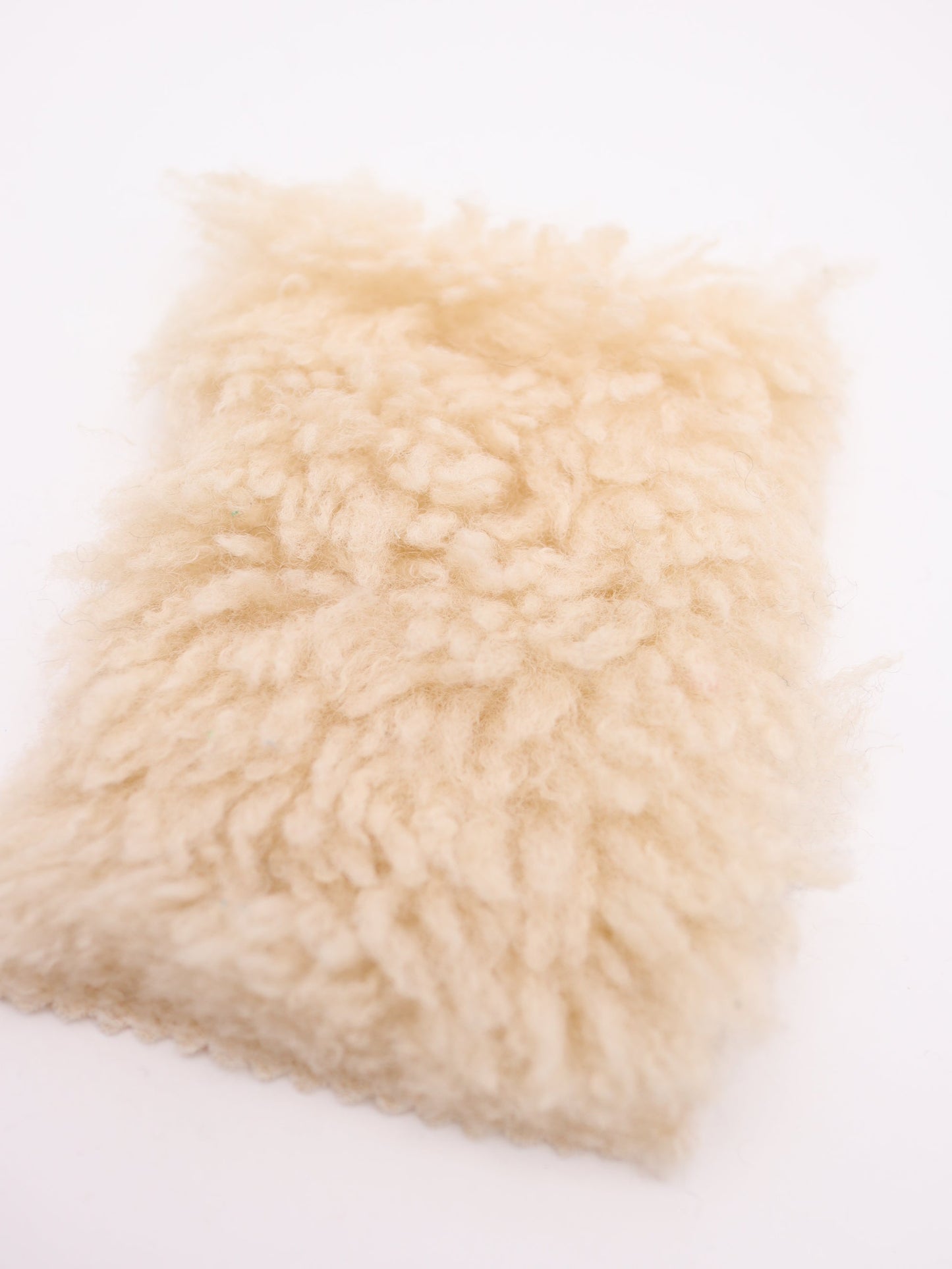【25AW-027】ふわっふわチベットラム風シャギーニット /0.5yあたり=~1180円