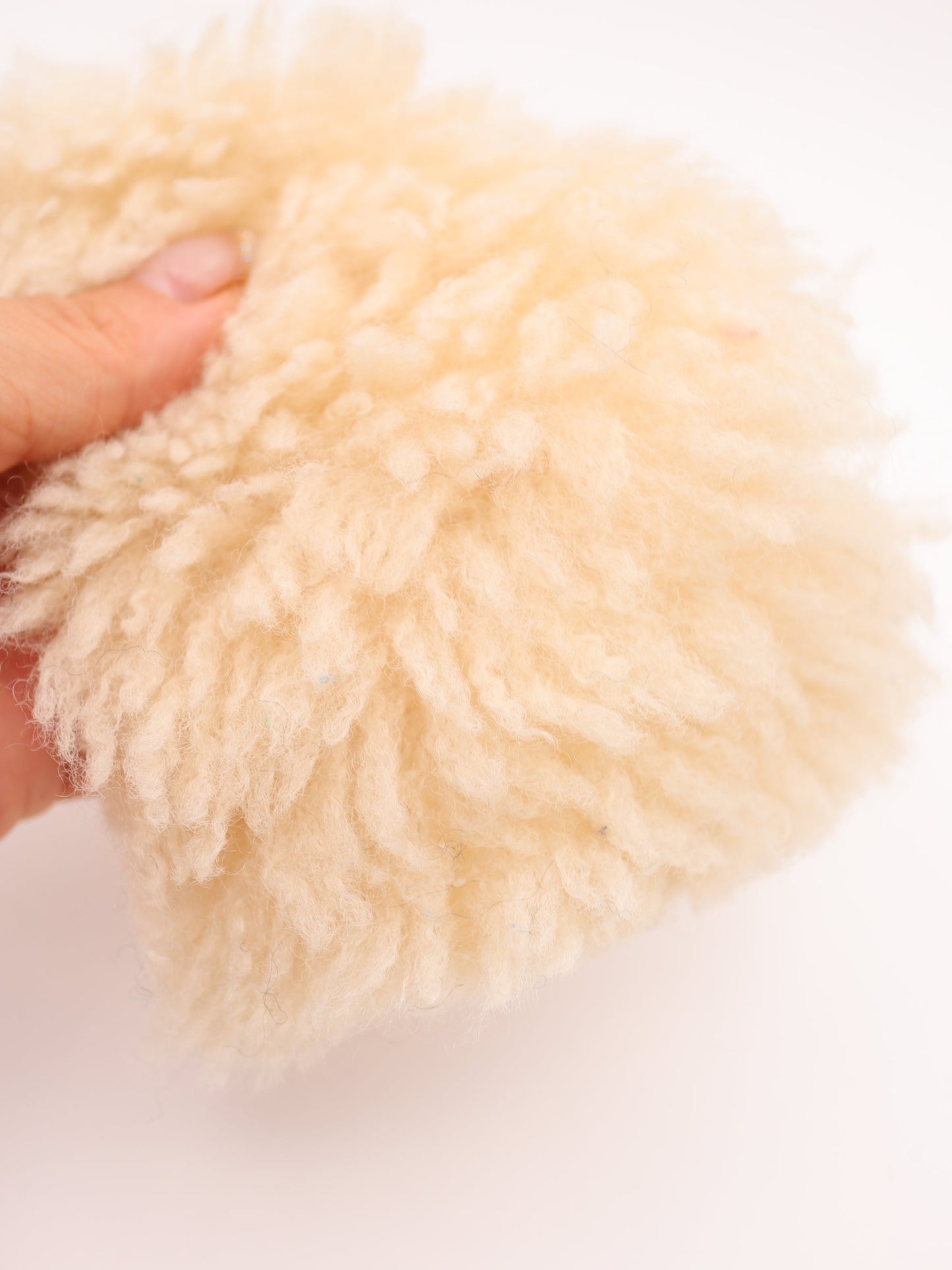【25AW-027】ふわっふわチベットラム風シャギーニット /0.5yあたり=~1180円