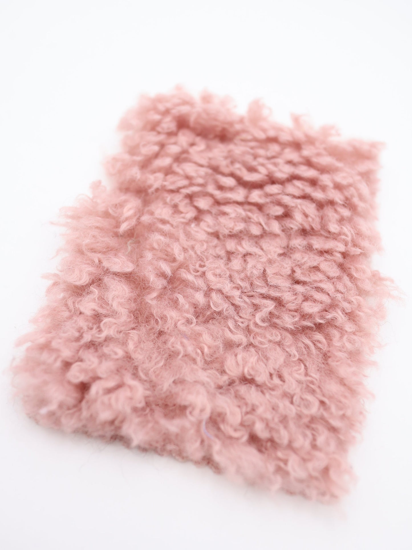 【25AW-027】ふわっふわチベットラム風シャギーニット /0.5yあたり=~1180円