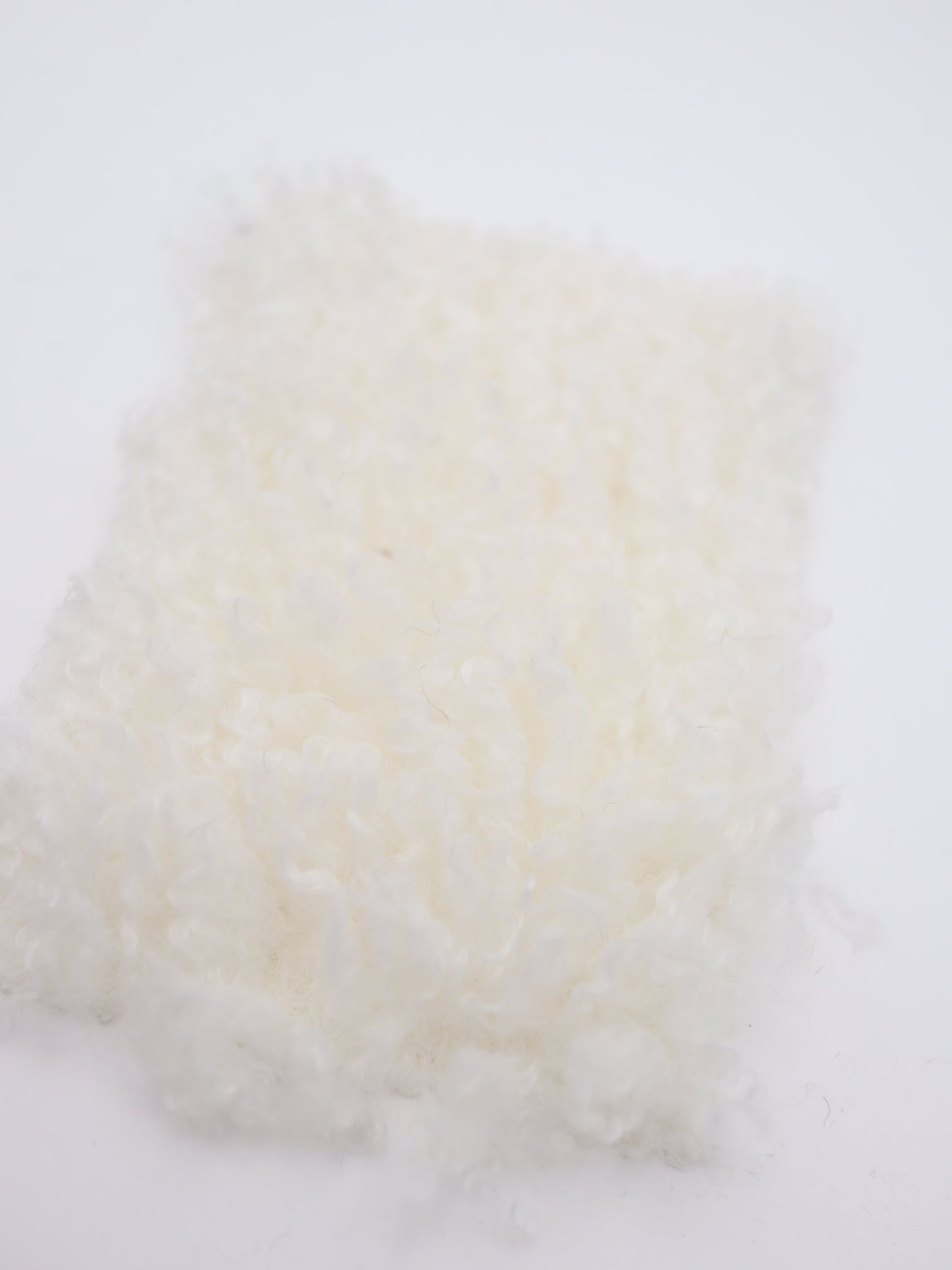 【25AW-027】ふわっふわチベットラム風シャギーニット /0.5yあたり=~1180円