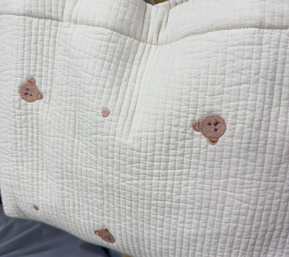 【26SS-001】くま×ハート刺繍7㎜幅ステッチヌビ /0.5yあたり=~1600円