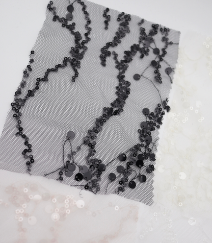 【25SS-383】スパンコール刺繍チュール　/0.5ｙあたり=～1670円