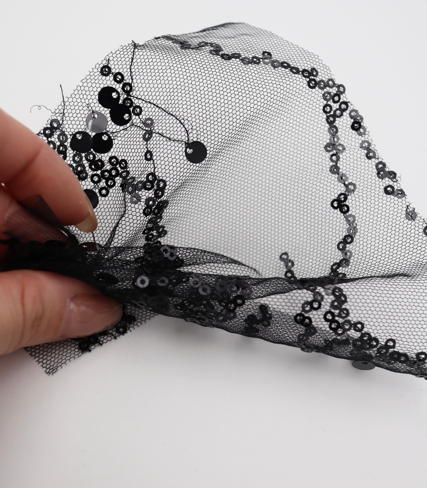 【25SS-383】スパンコール刺繍チュール　/0.5ｙあたり=～1670円