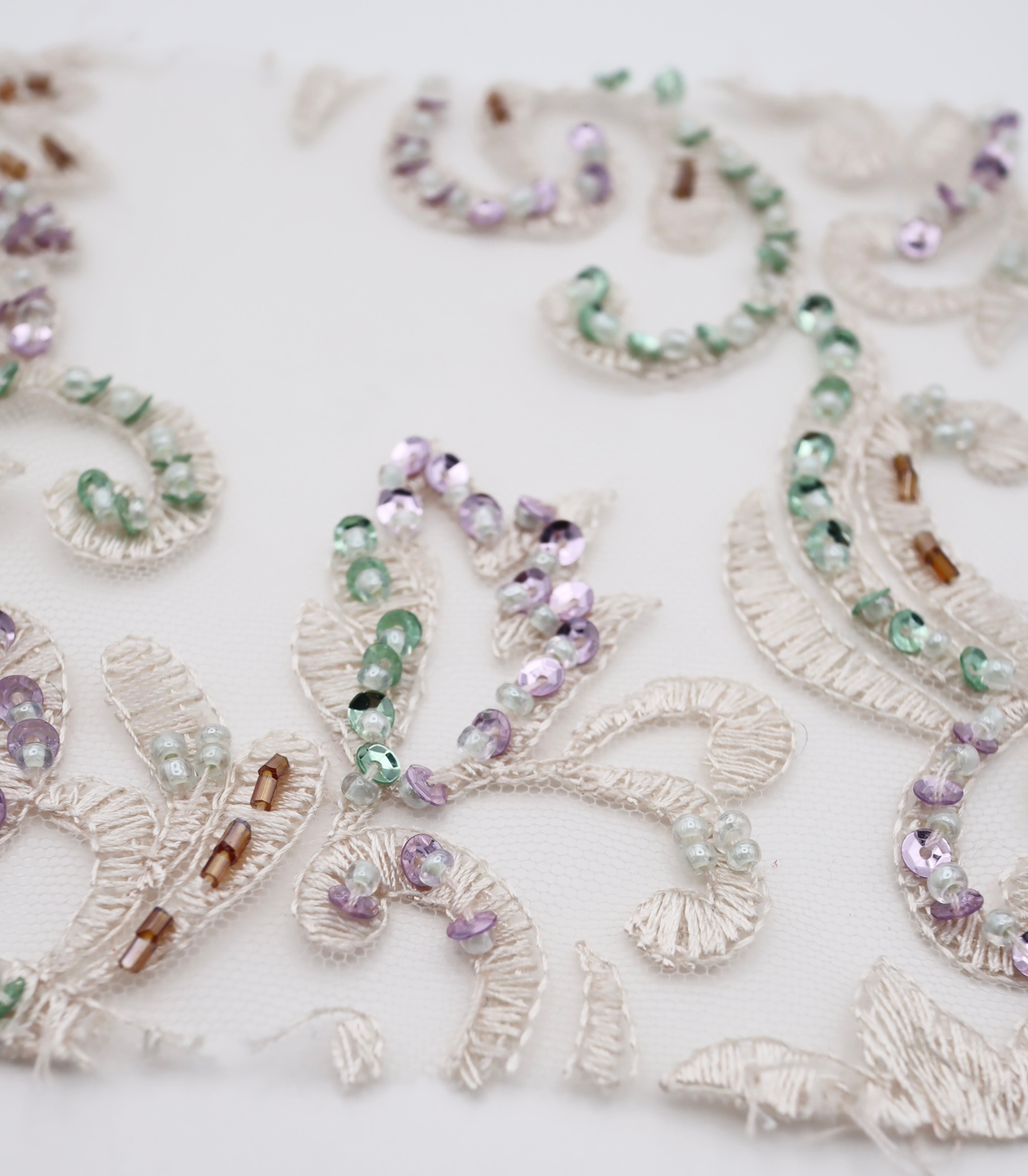 【25SS-384】草木柄スパンコール×ビーズ×刺繍チュールレース　/0.5ｙあたり=～3595円