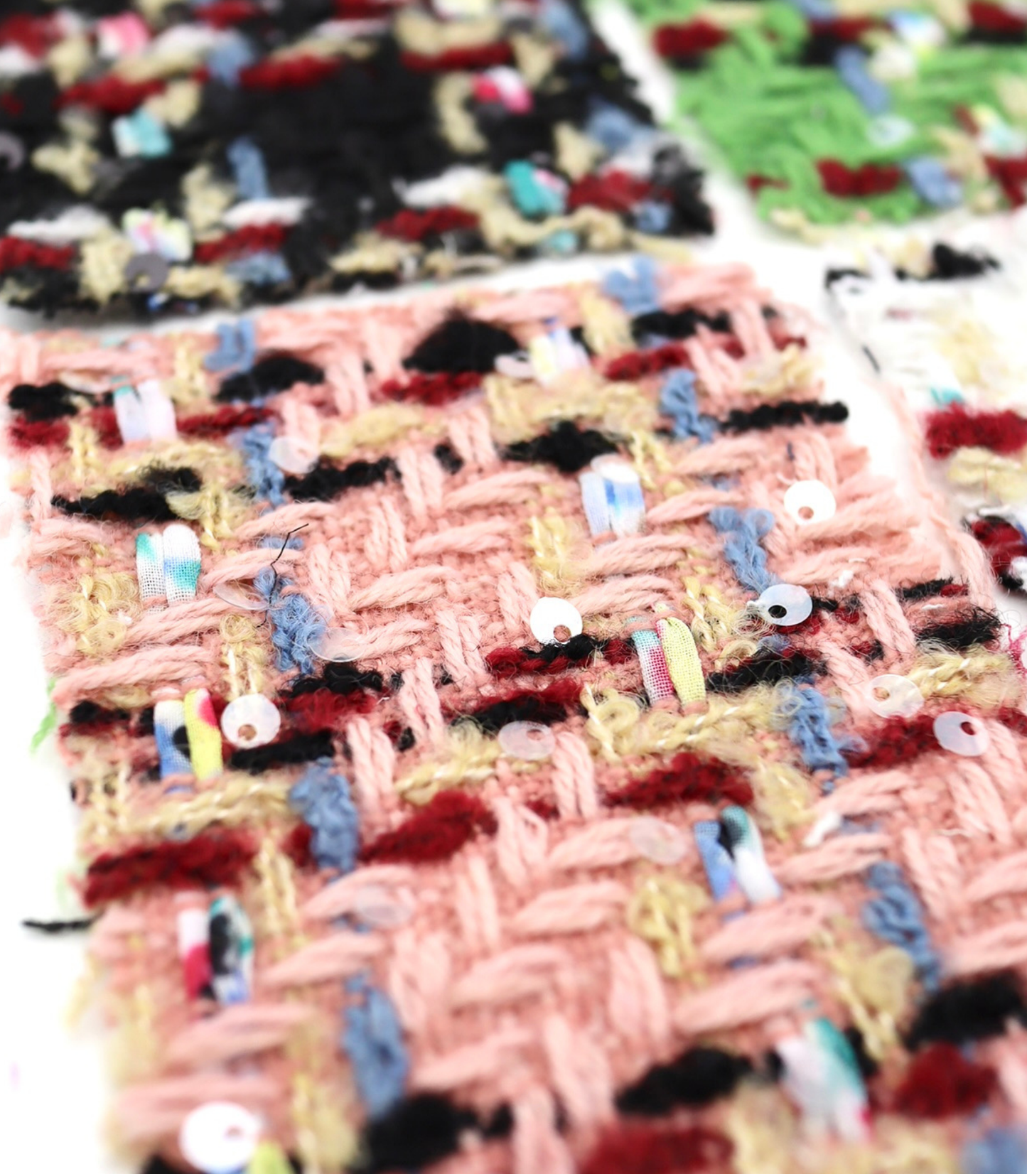 【25SS-157】スパンコール付きカラフルミックスツイード　/0.5ｙあたり = ～ 1700円