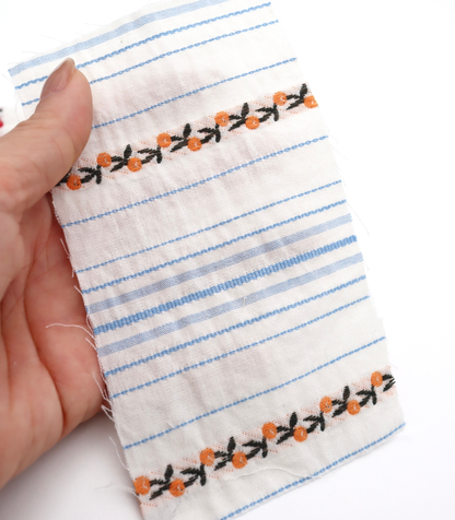 【25SS-442】フラワー×ランダムボーダー刺繍ローン　/0.5ｙあたり=～925円