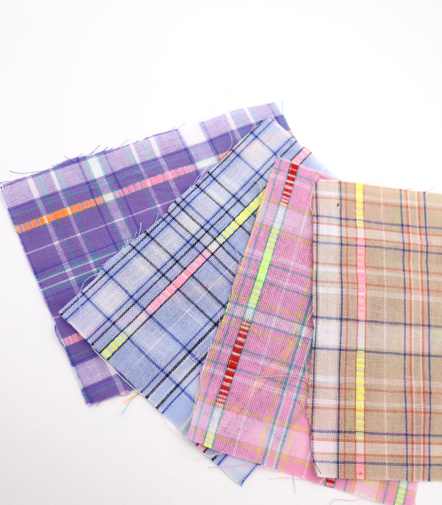 【25SS-441】カラフルタータンチェック　/0.5ｙあたり=～590円