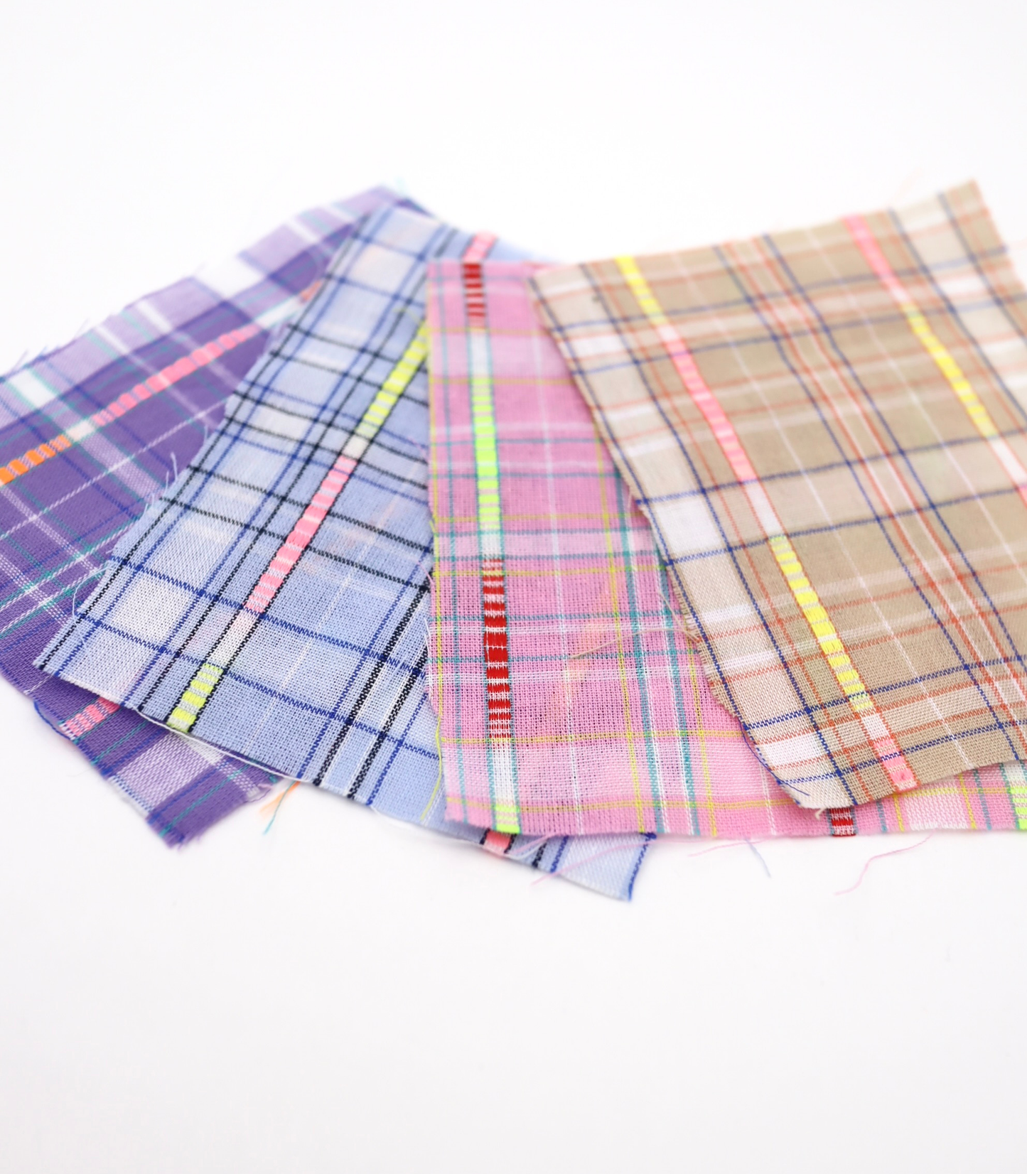 【25SS-441】カラフルタータンチェック　/0.5ｙあたり=～590円